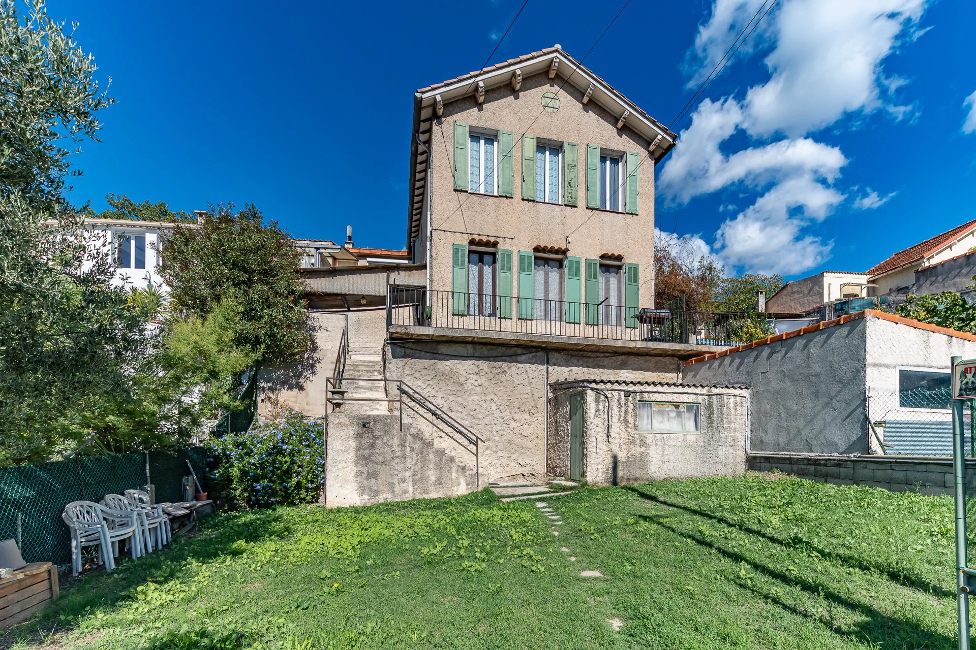 Agence immobilière de 