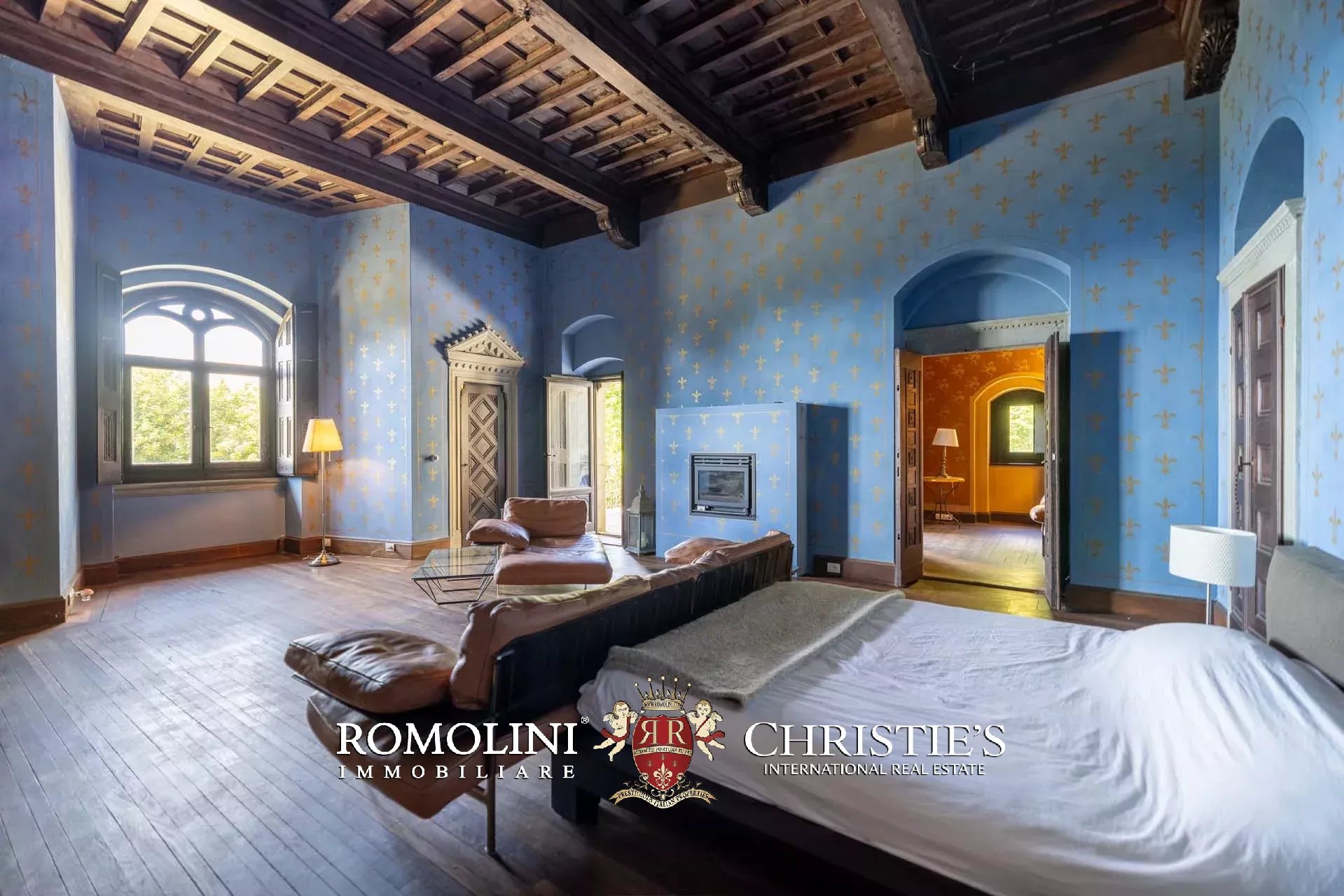 35 Bedroom Chateau's Image 44