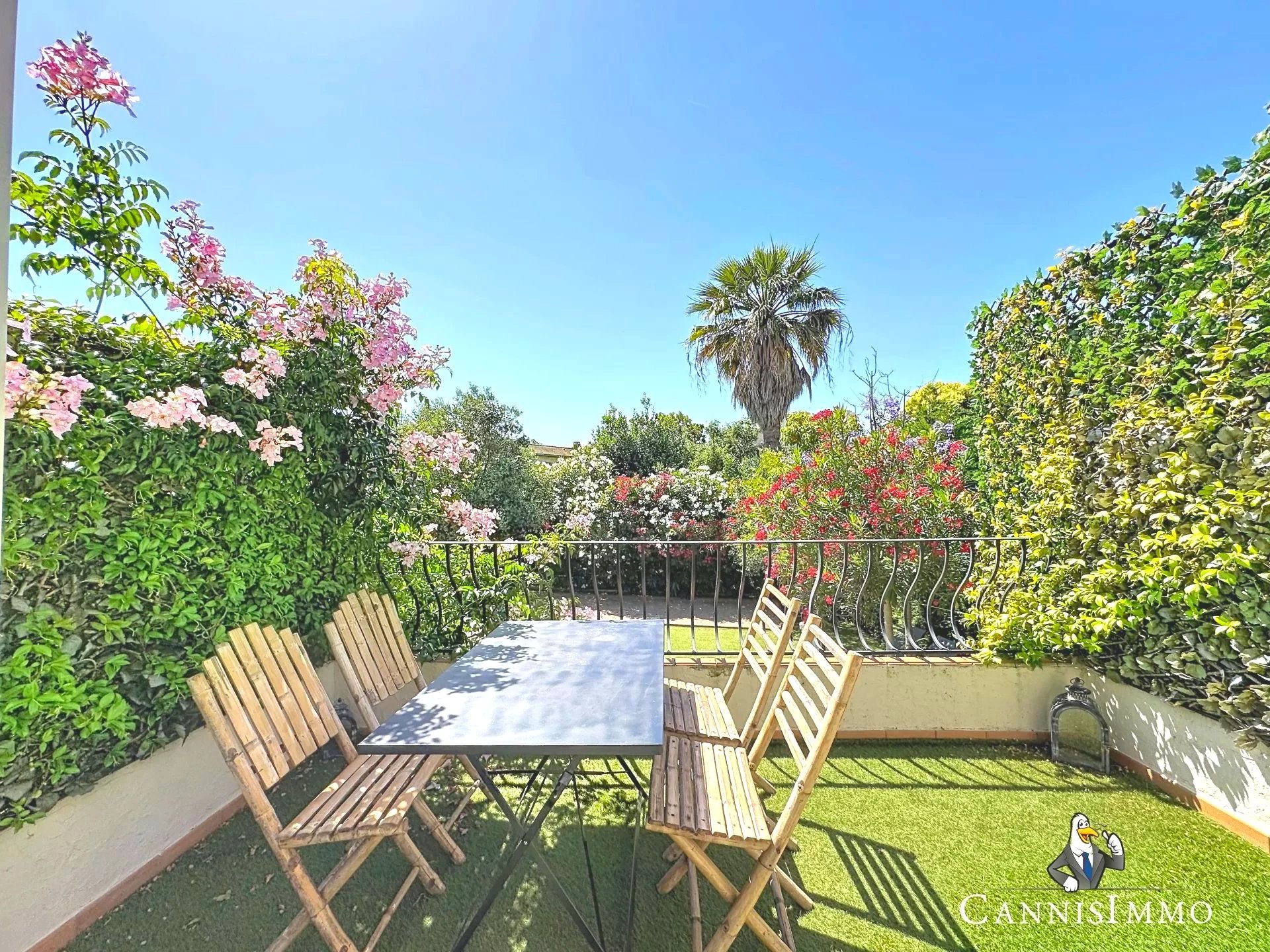 MANDELIEU RENOVATED HOUSE IN DESIRABLE RESIDENTIAL NEIGHBORHOOD