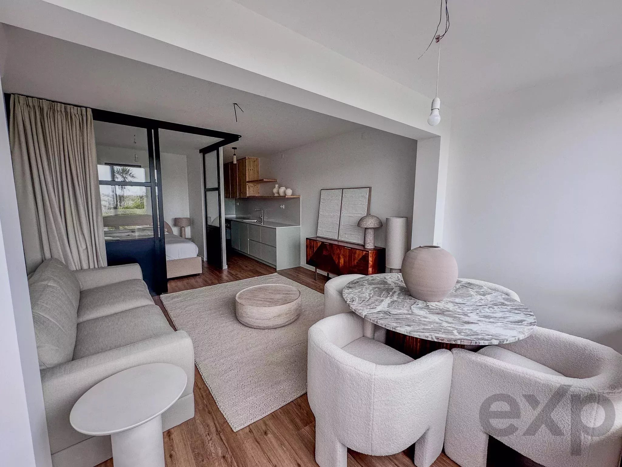 Beautifully renovated apartment in Arcadas do Estoril with sea view 86755453 image 9