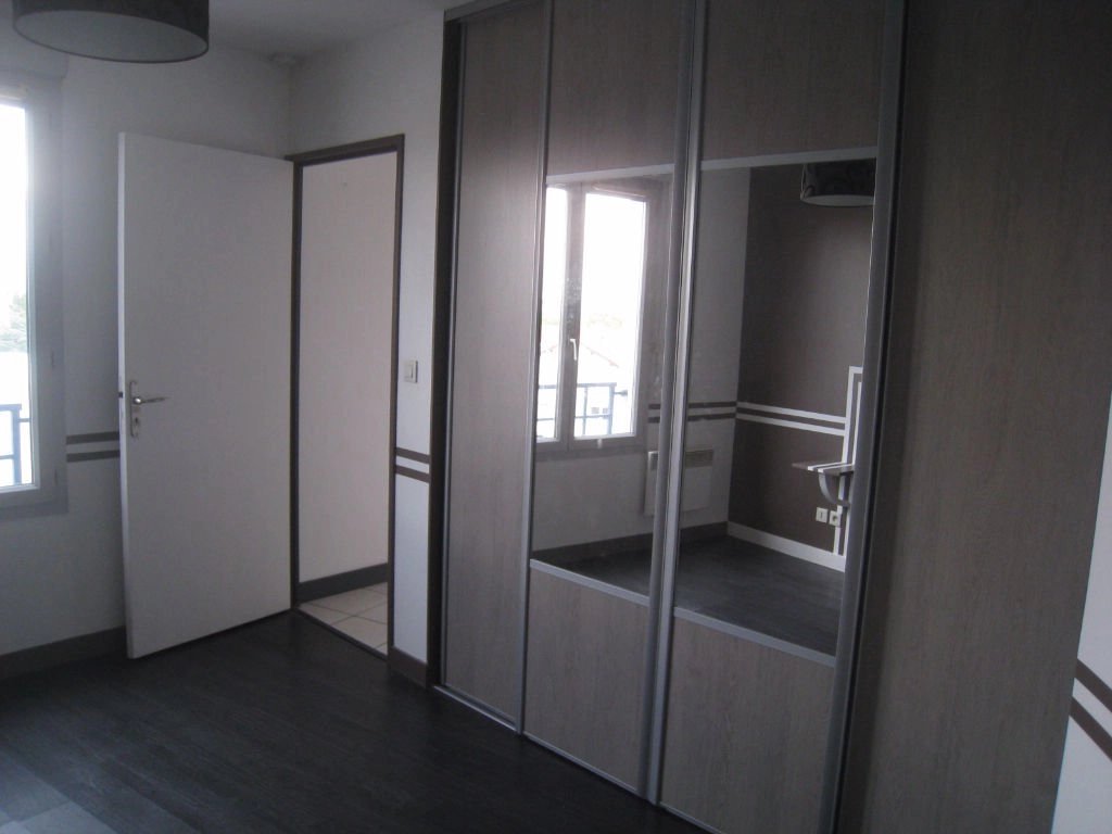 481019 Location Villeurbanne
