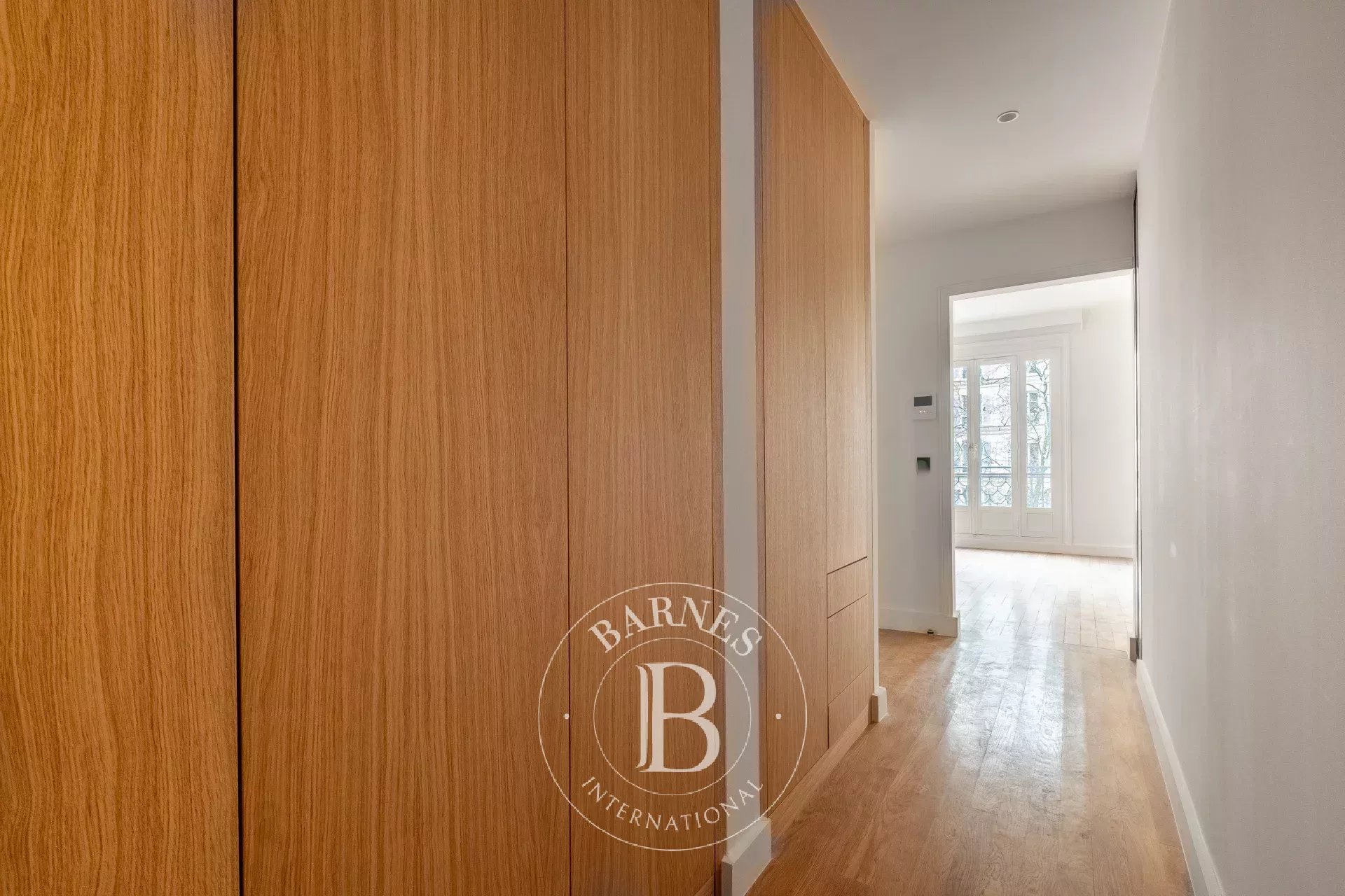 Paris  - Apartment 3 Bedrooms - picture 11