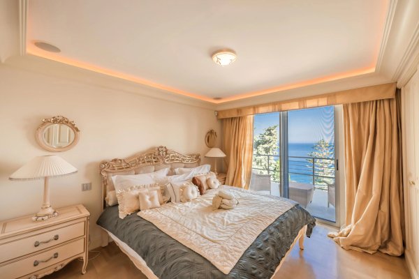 Luxury Villa in Roquebrune-Cap-Martin | Family Estate Near Monaco — photo 5