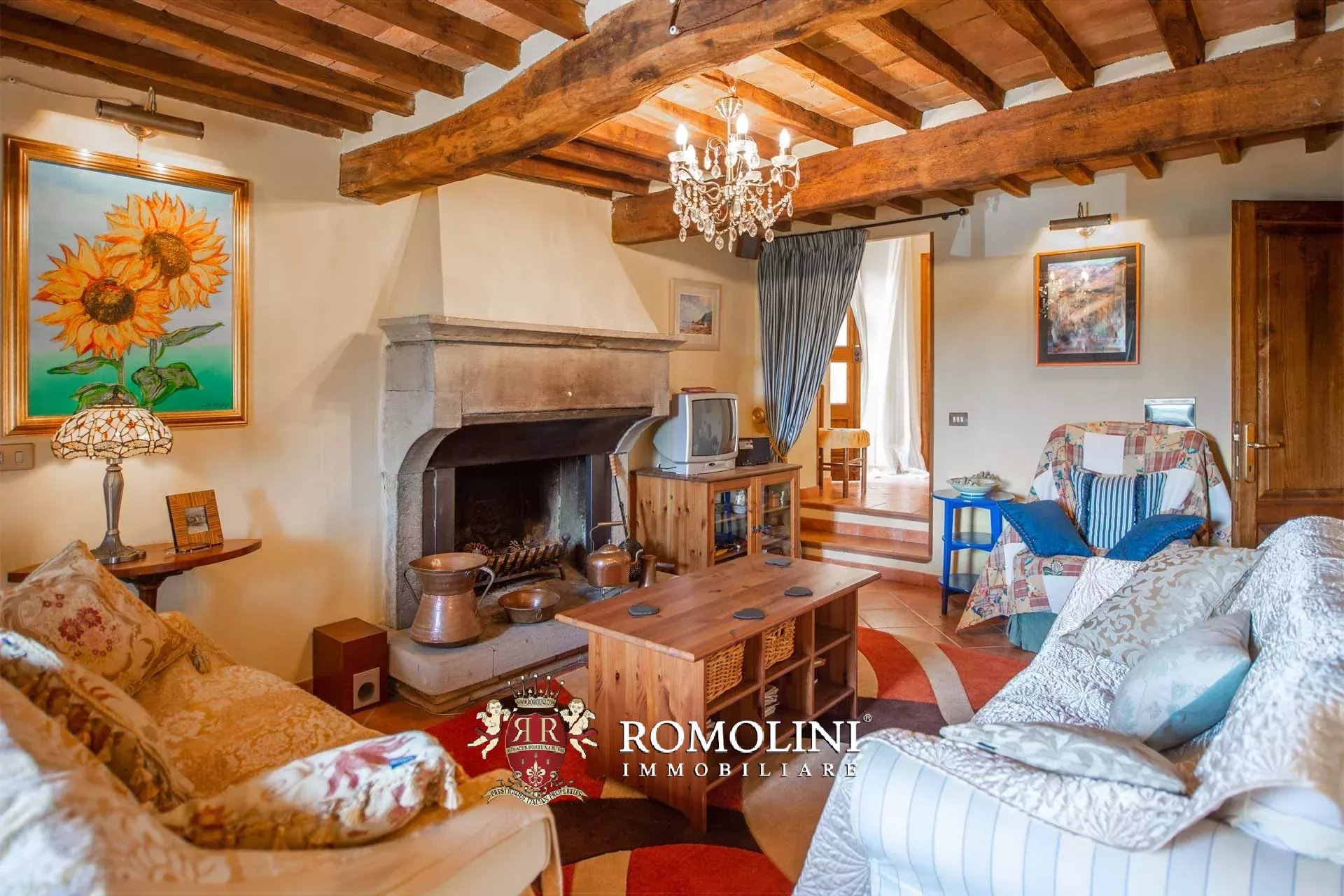 6 Bedroom Villa/Townhouse's Image 20