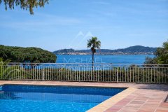 Beauvallon – Charming House with Sea View and Beach Access — photo 1 of 7