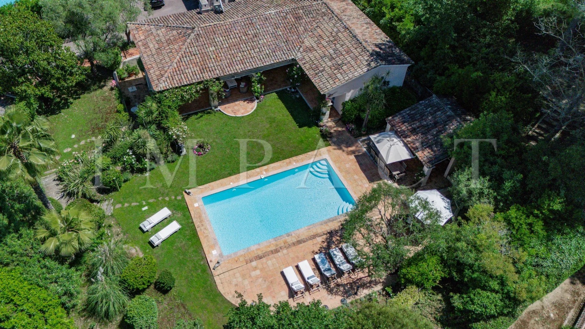 Belle Villa Provençale à louer Cannes