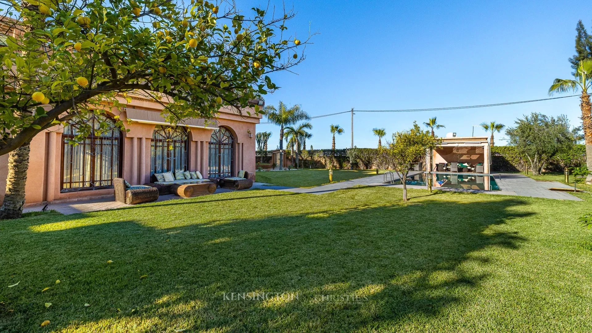 6 Bedroom Villa/Townhouse's Image 27