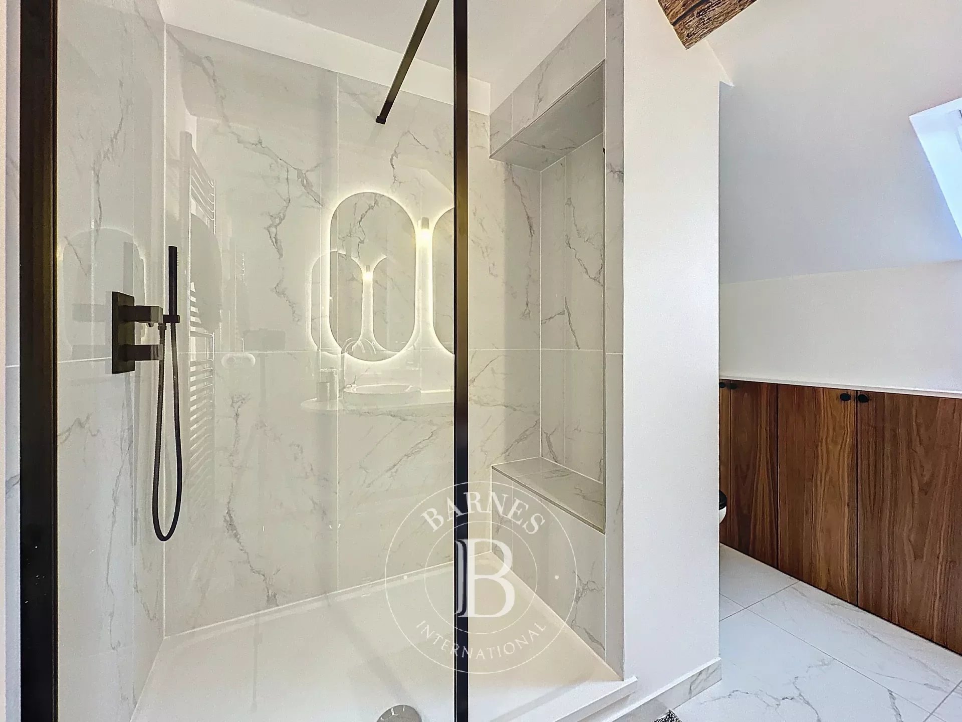 Daire Paris 4ème - picture 21