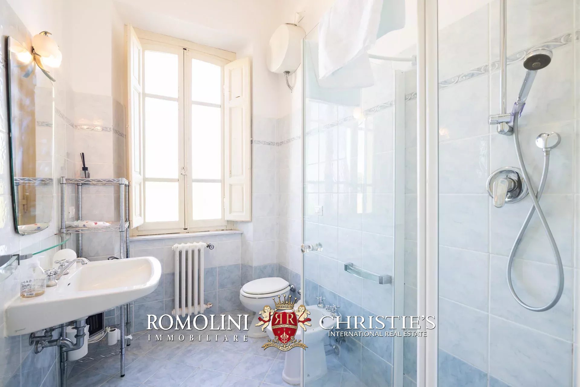 11 Bedroom Villa/Townhouse's Image 61