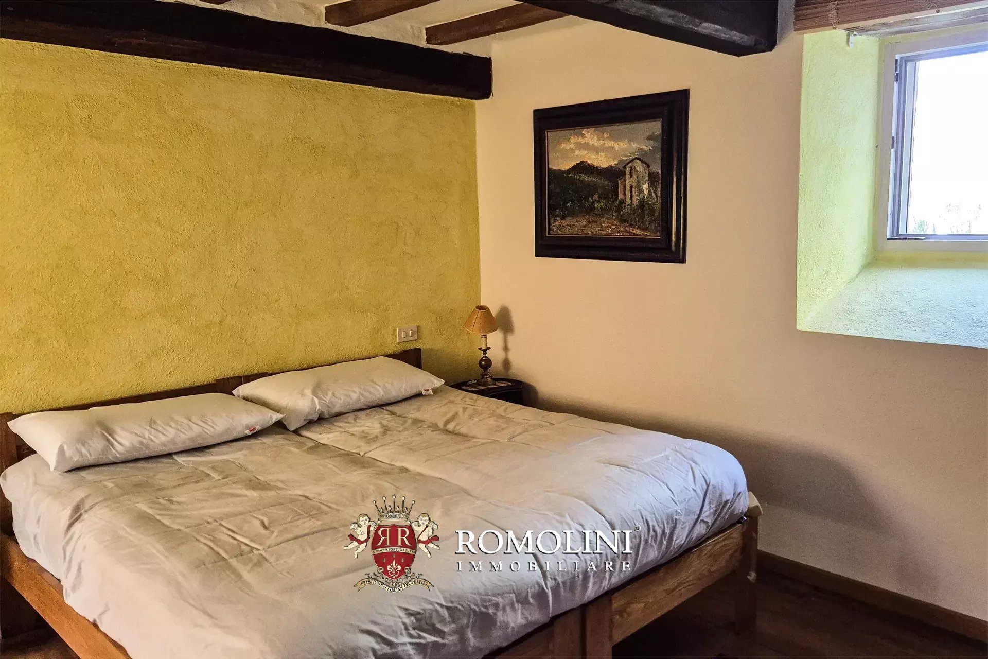 RUSTIC FARMHOUSE WITH POOL FOR SALE IN MOUNT AMIATA, MAREMMA
