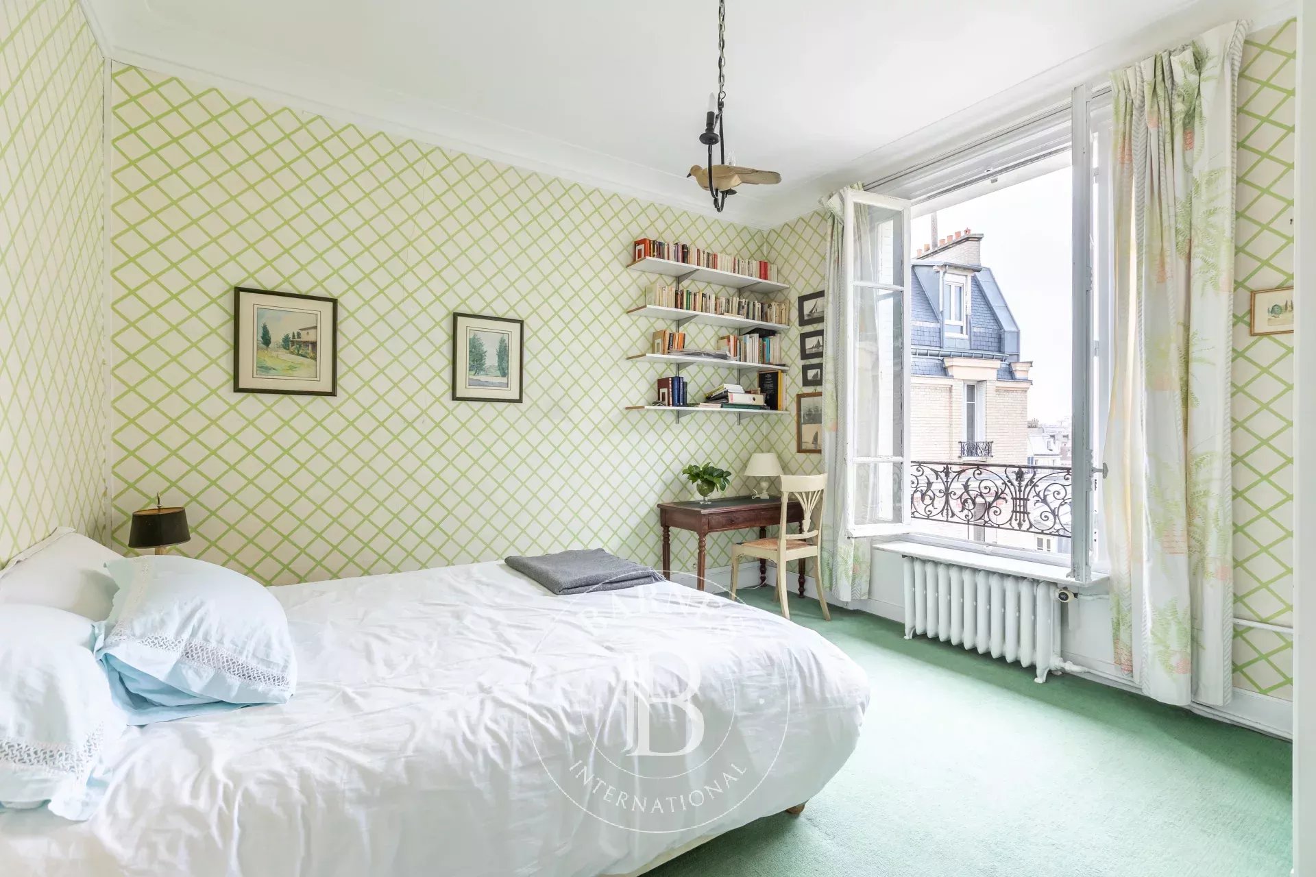 Daire Paris 8ème - picture 18