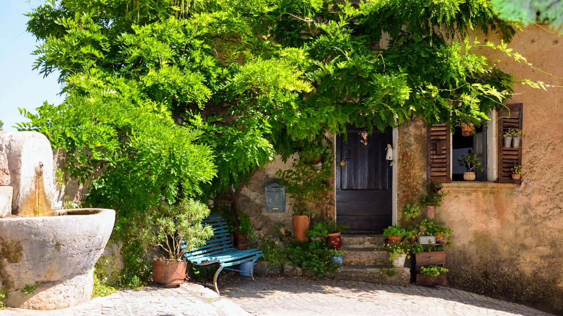 Superbe maison de village 3 chambres, cave et parking