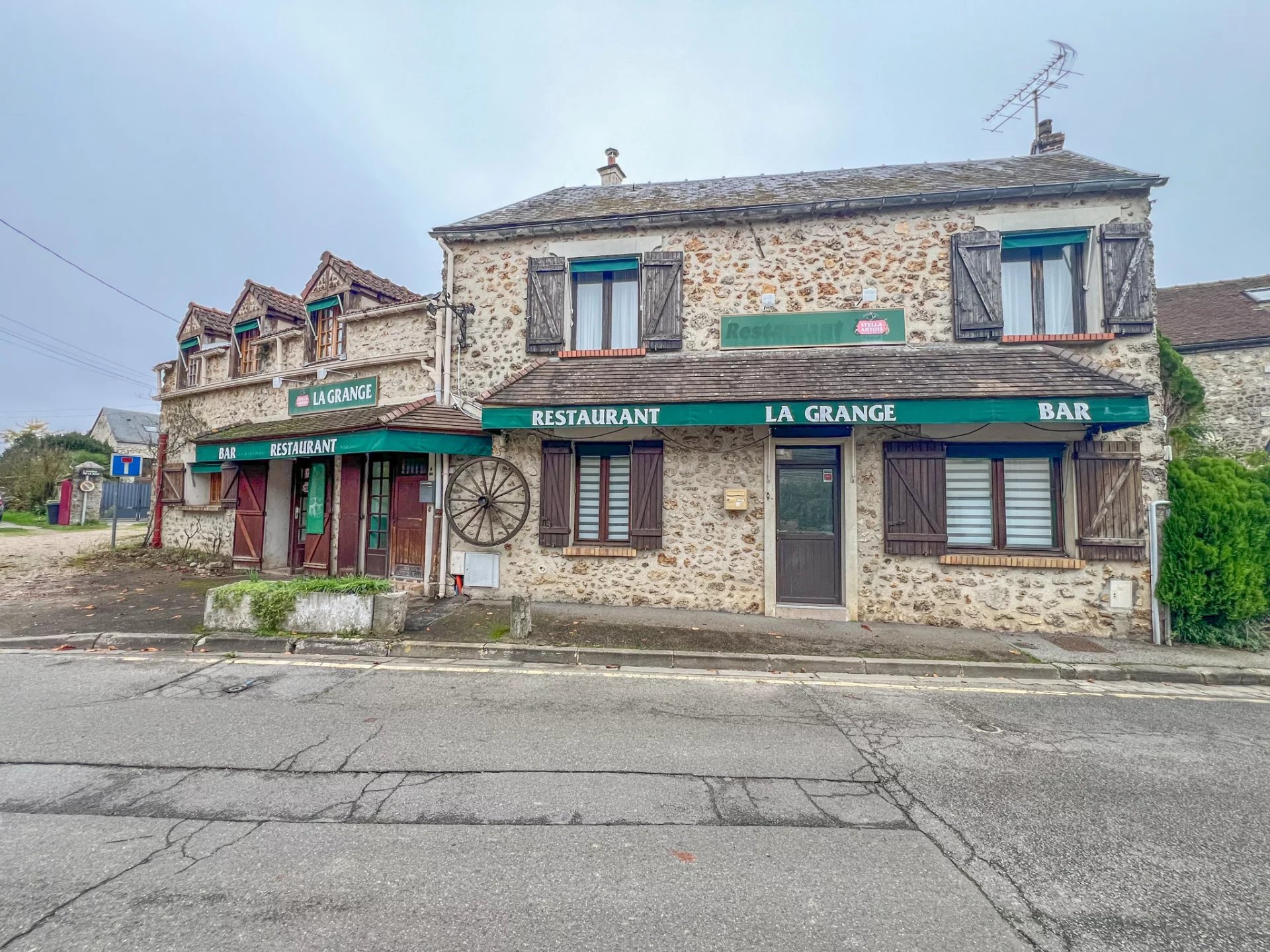 Vente Local commercial Le Mesnil-Saint-Denis