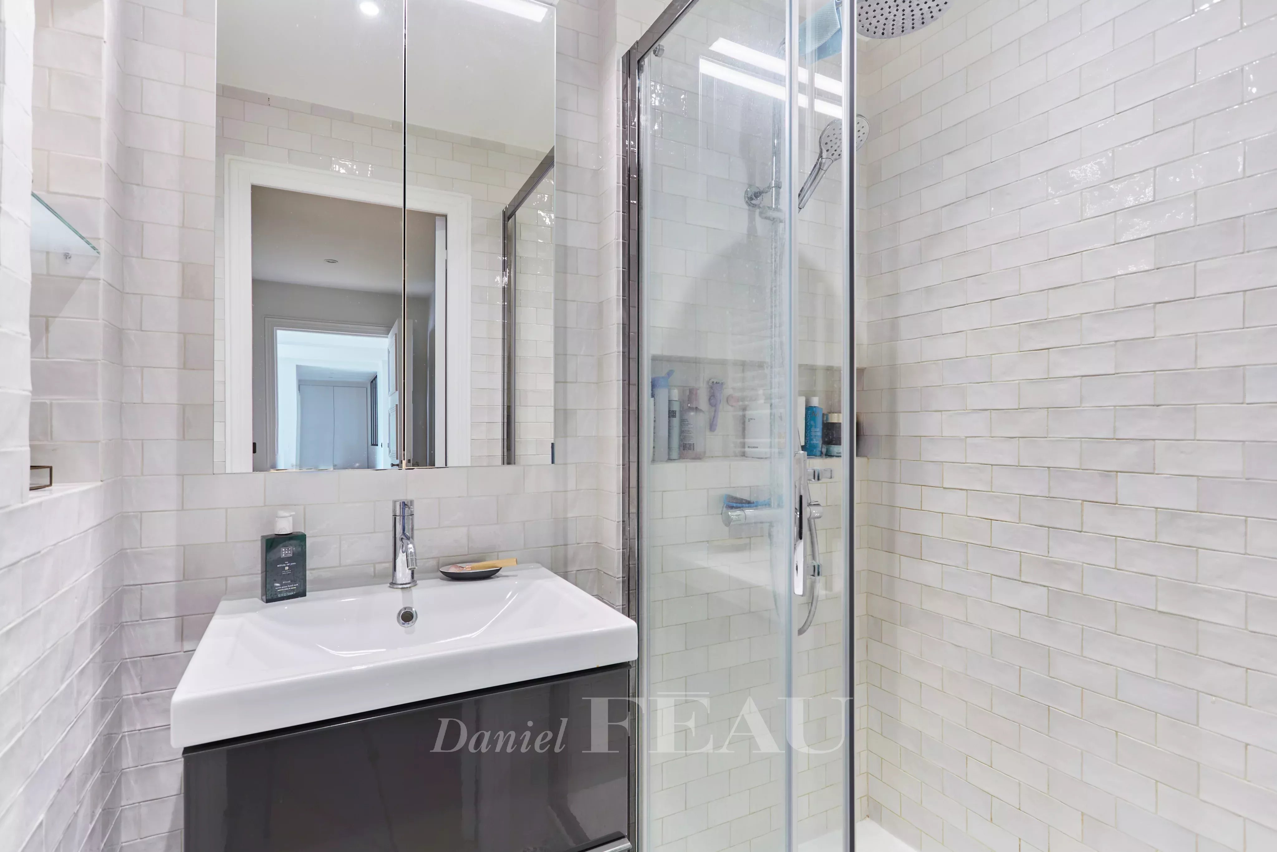 Location Appartement Paris 16ème