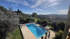 Spacious villa with sea view and olive grove — photo 3 of 5