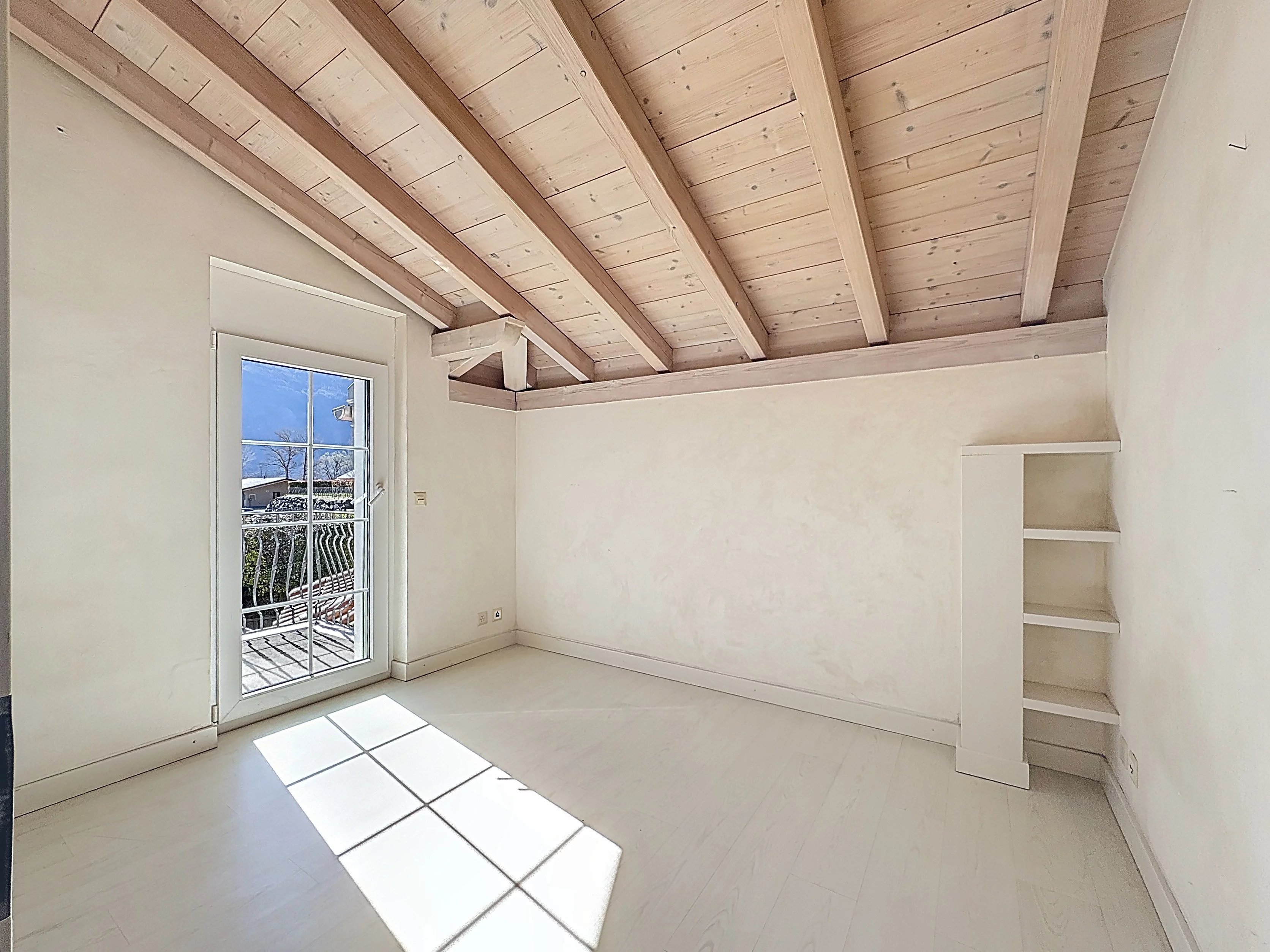 Spacieuse villa 5.5 pièces avec piscine et jardin