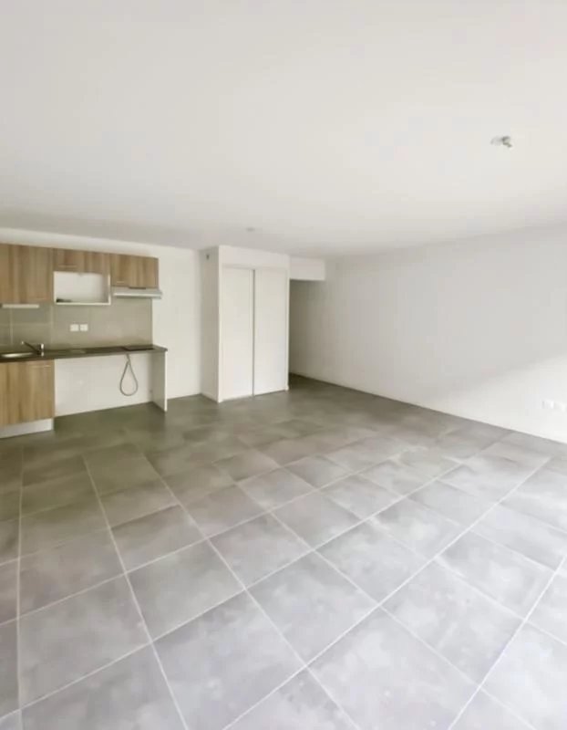 STUDIO À Louer ROQUES