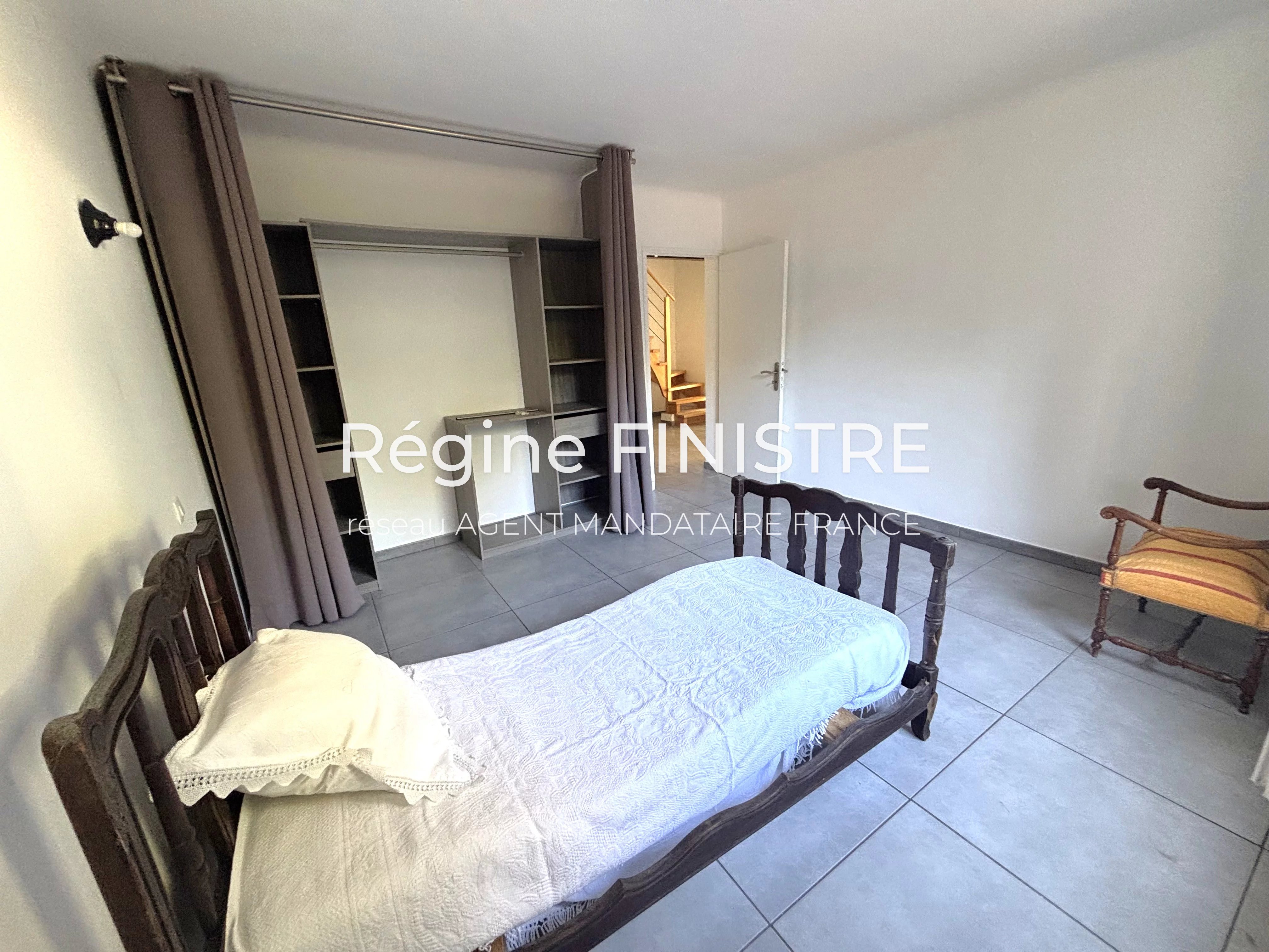 TRANS EN PROVENCE MAISON T6 129 M2 HABITABLE RENOVEE 4 CHAMBRES 2 SALLE D EAU-GARAGES — photo 13