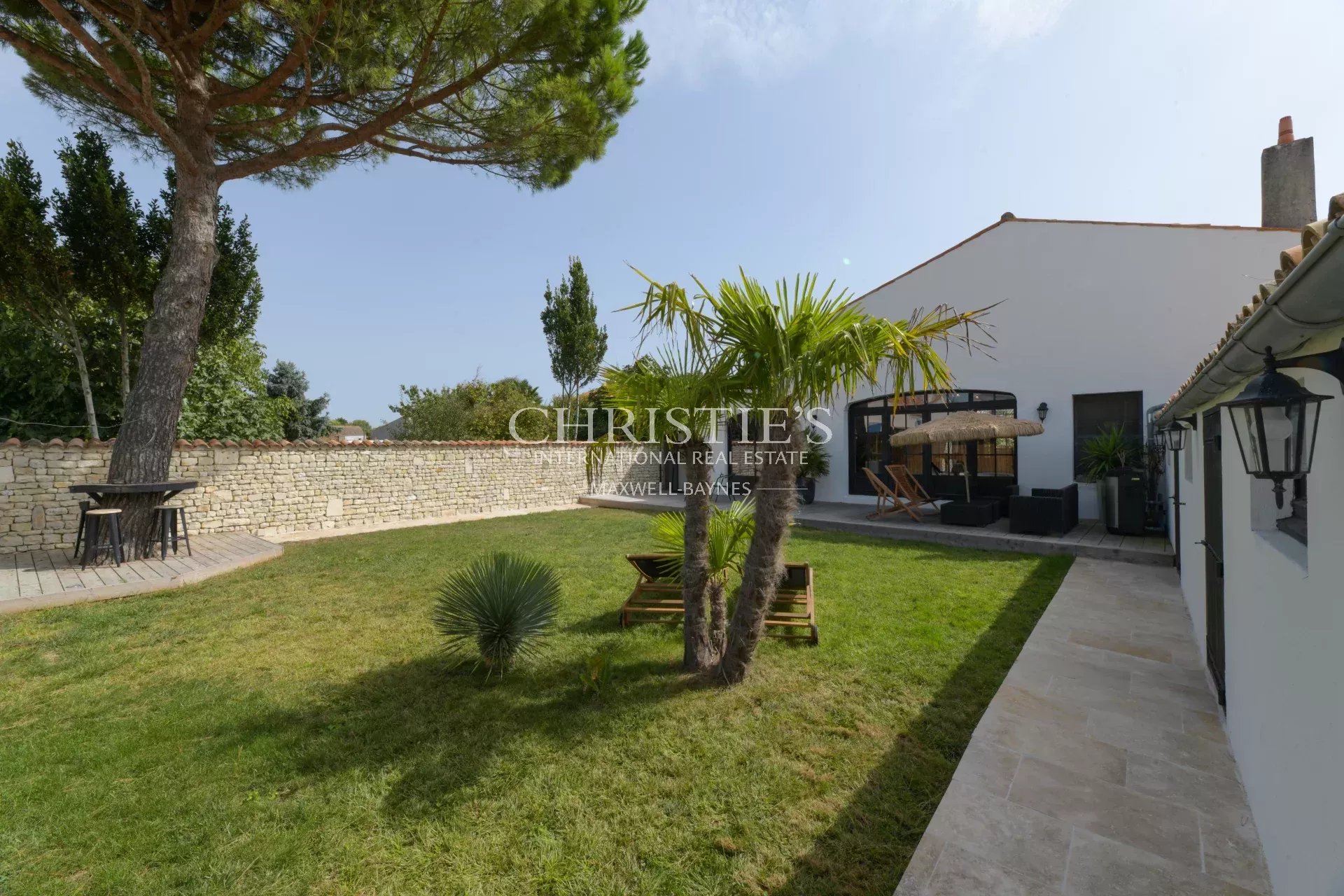 5 Bedroom Villa/Townhouse's Image 10