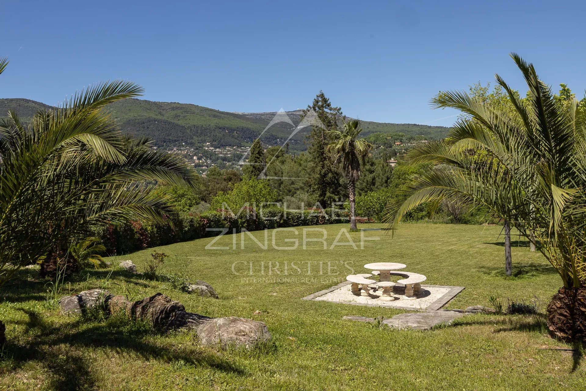 3 Bedroom Villa/Townhouse's Image 7