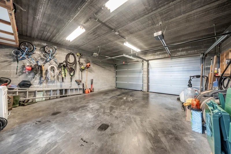 Sale House Ferrières