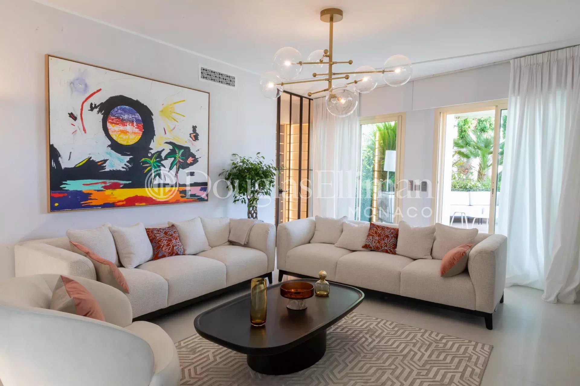 Monaco - La Rousse - Appartement unique de 4 pièces avec terrasse lounge