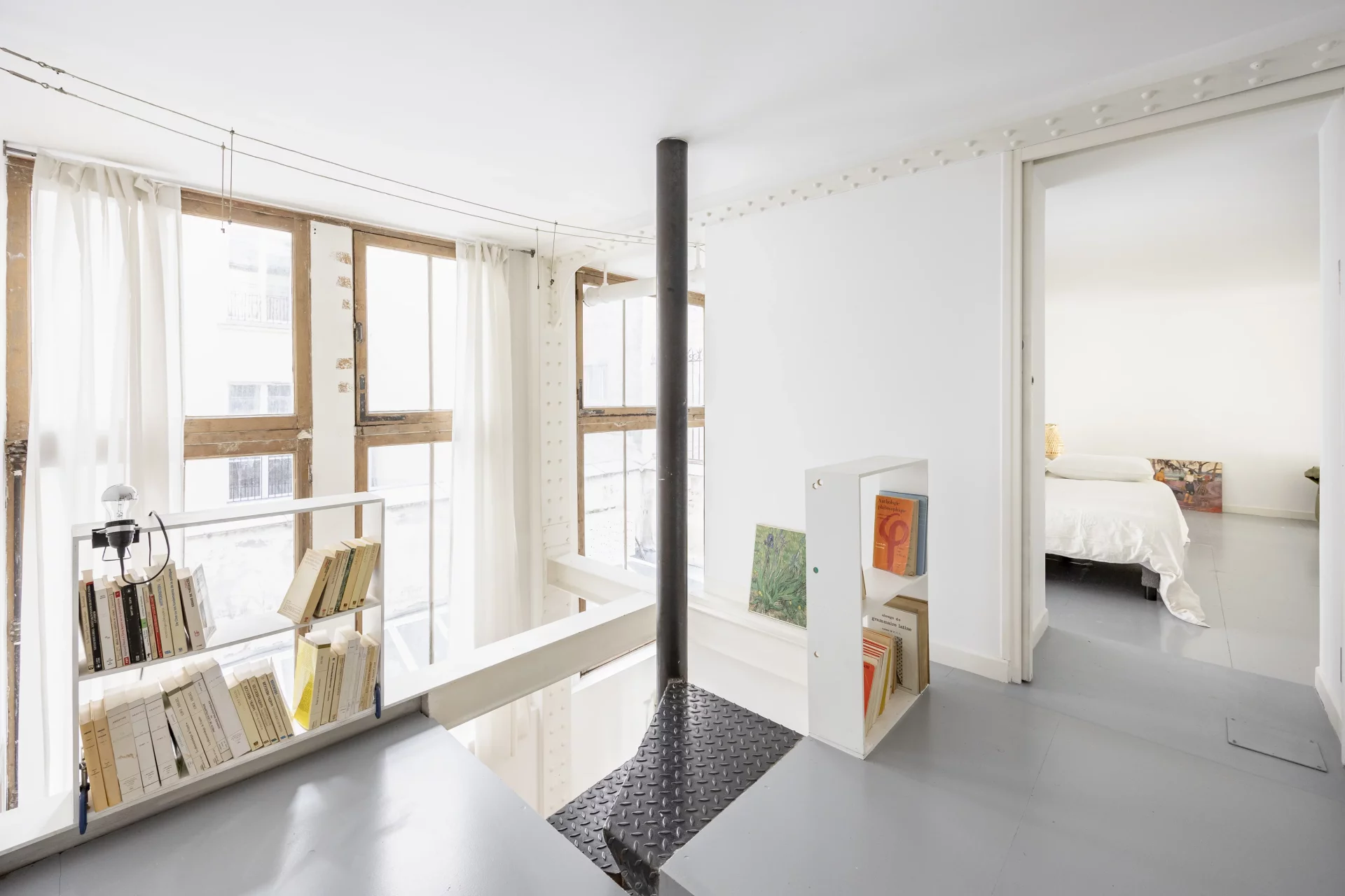 Paris 10e - PETITES ÉCURIES / MARTEL