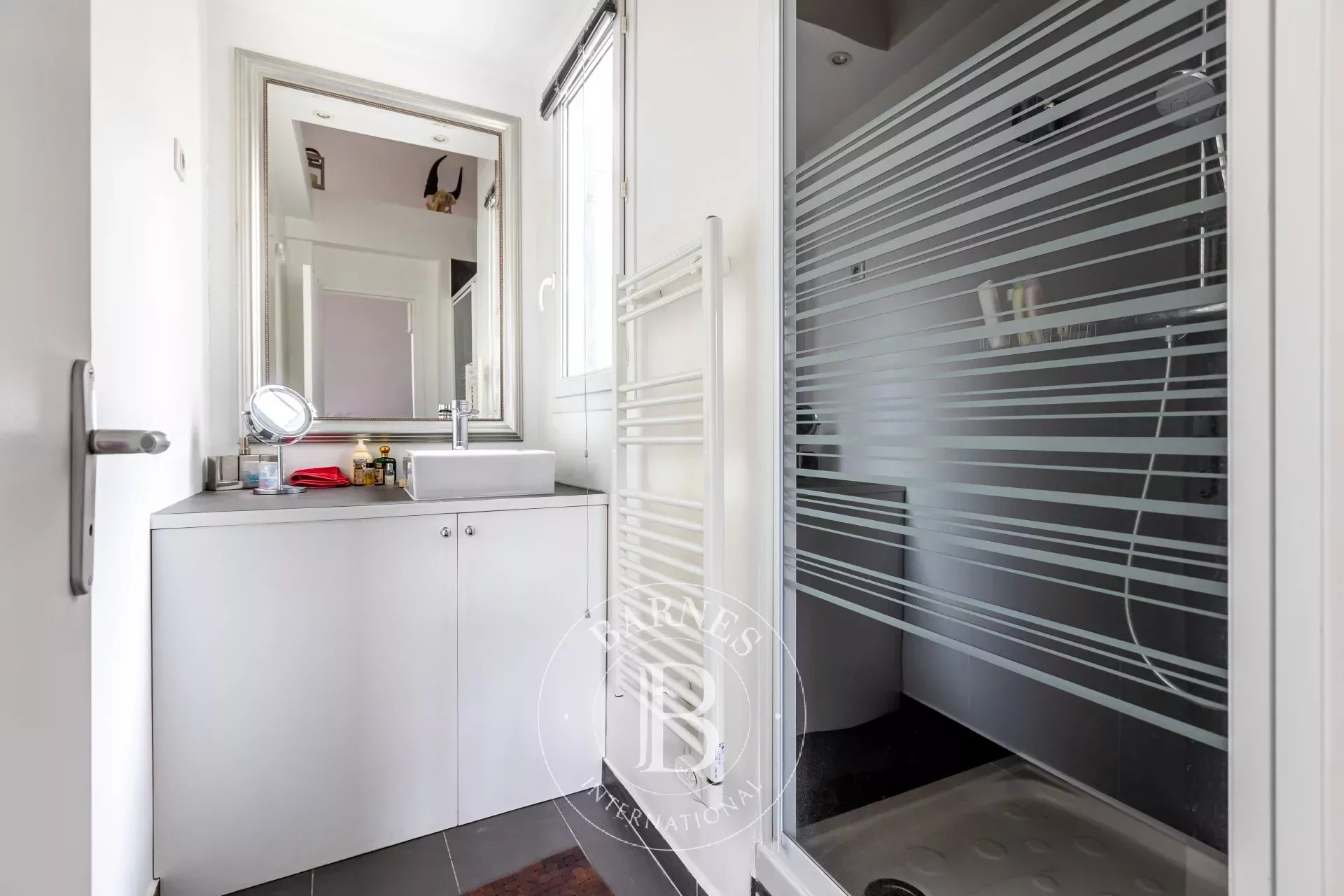 Daire Paris 17ème - picture 10