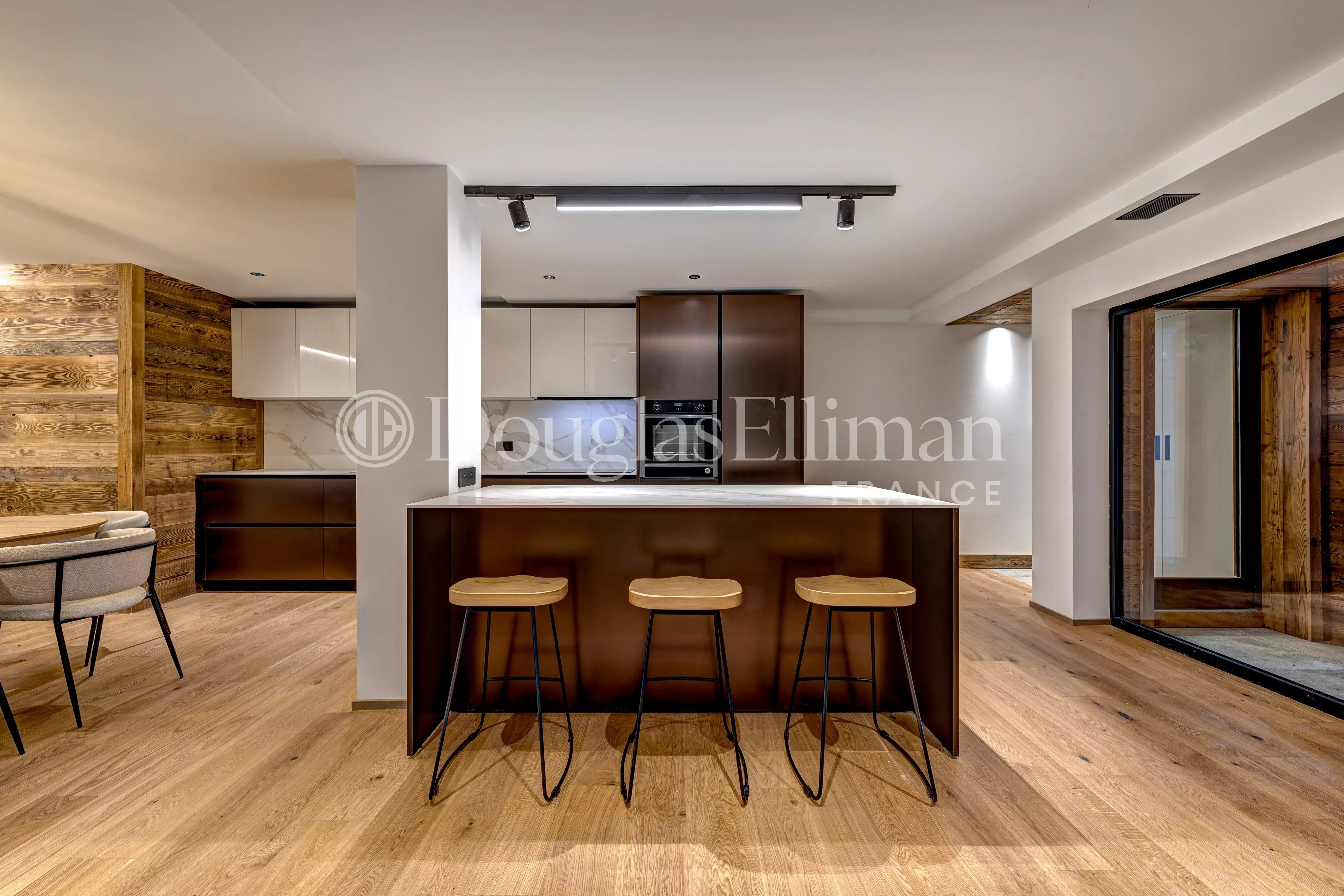 CHAMONIX – Beautifully renovated 18th Century farmhouse - Picture n°3