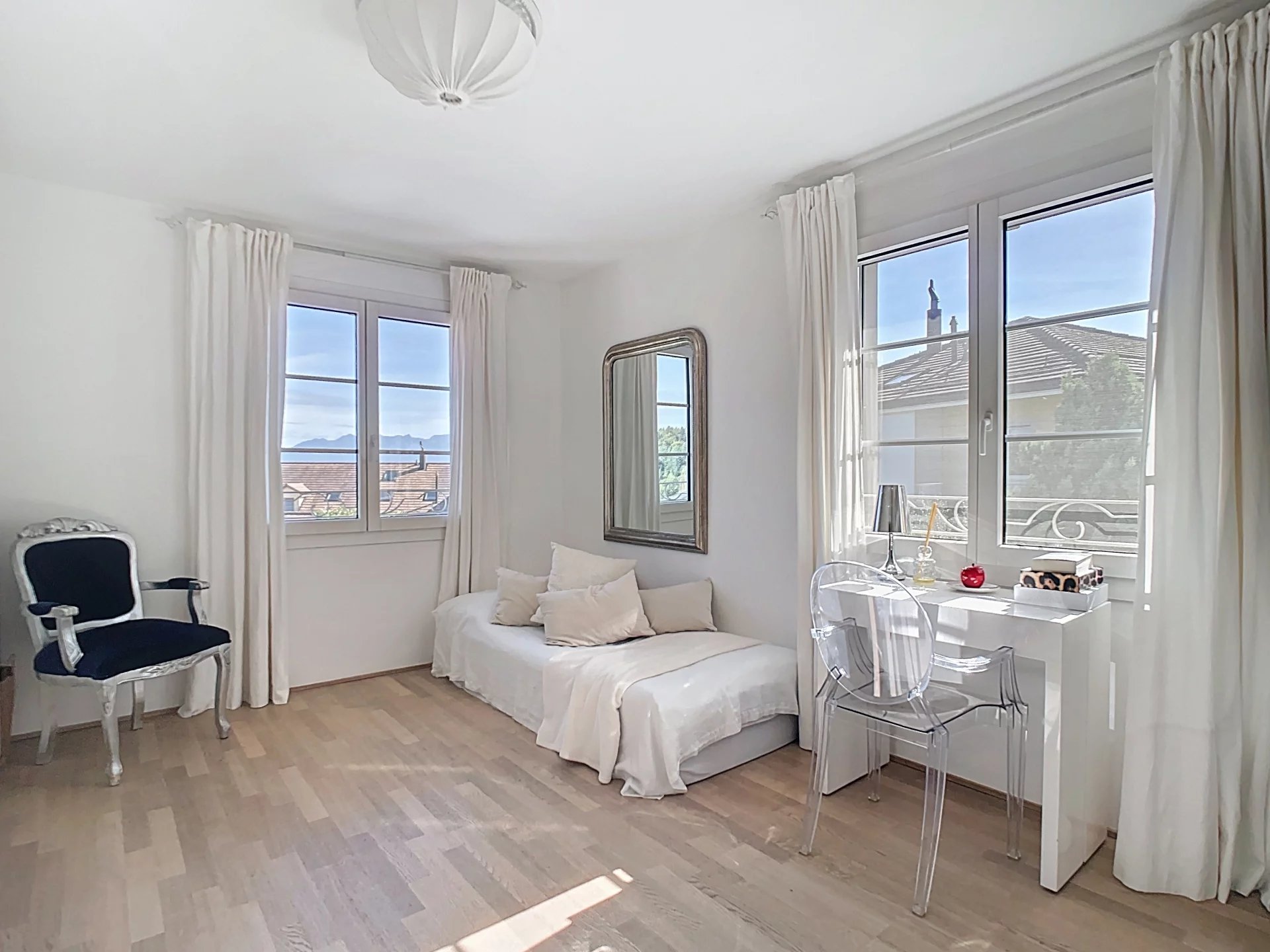 Maison individuelle ensoleillée