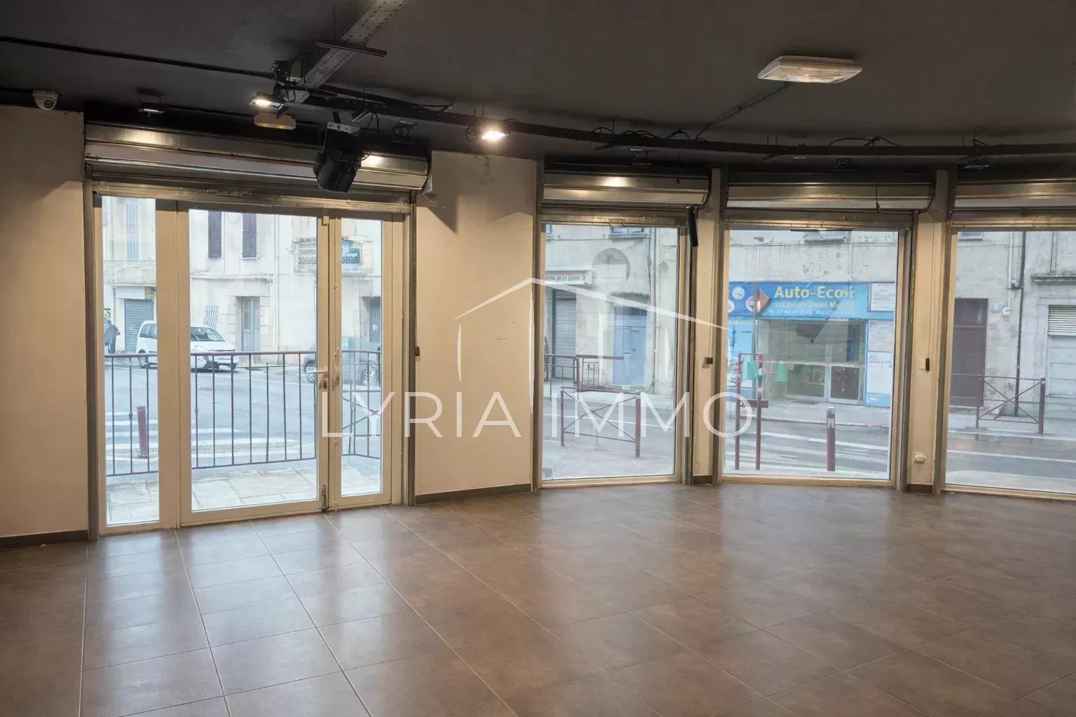 Agence immobilière de 