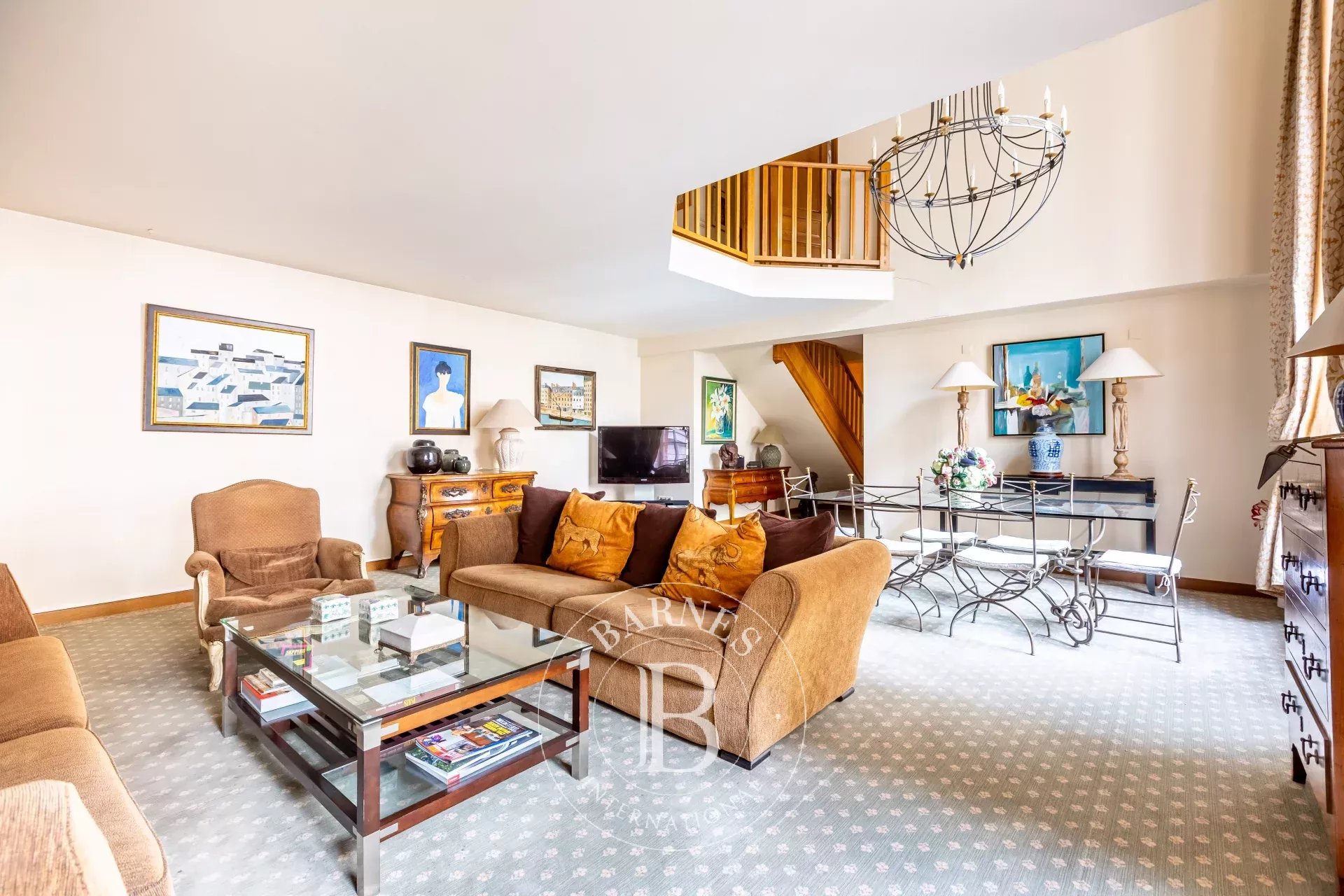 Daire Paris 8ème - picture 5