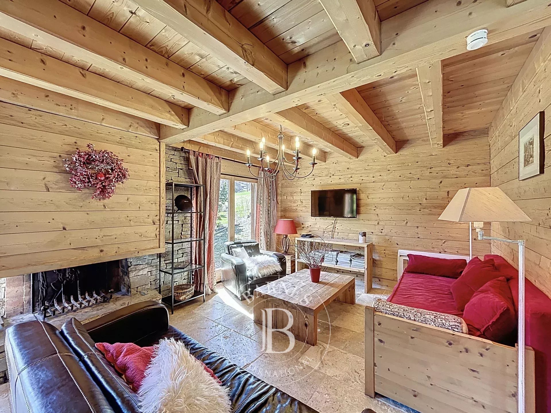 Photo of Essert-Romand – 4-Bedroom Chalet + Independent 1-Bedroom Apartment – Seasonal Rental