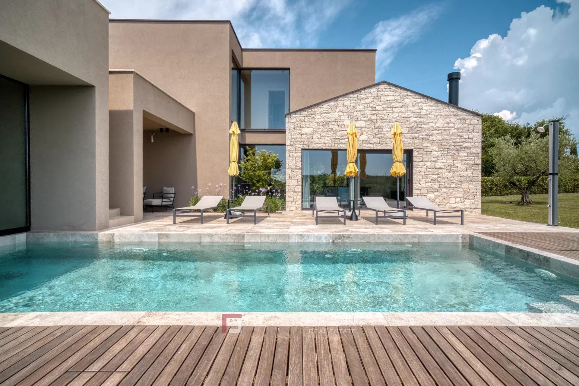 Villa/Townhouse's Image 13