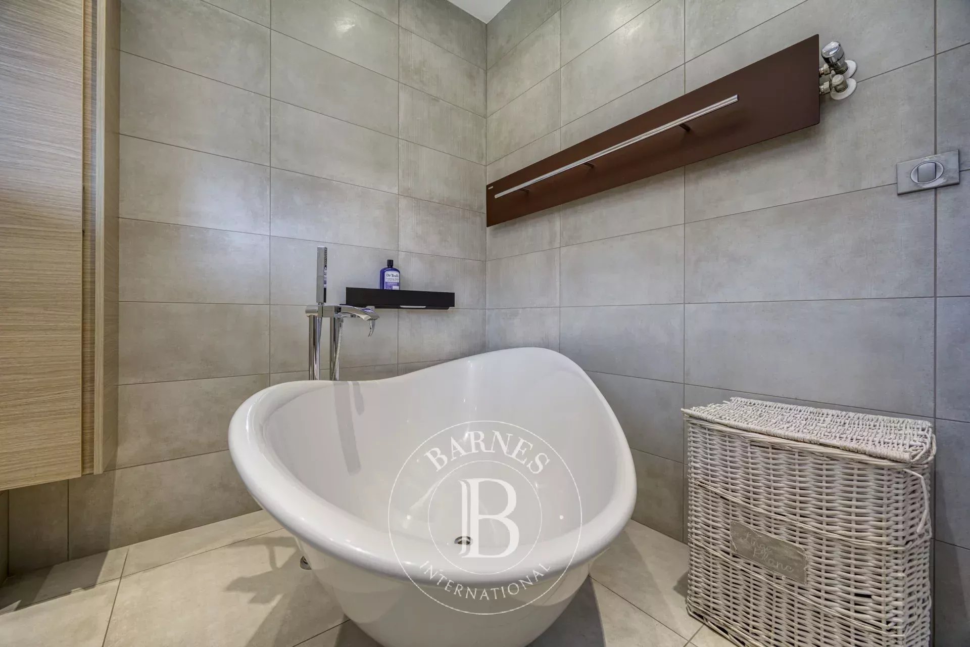 Villa Thoiry - picture 23