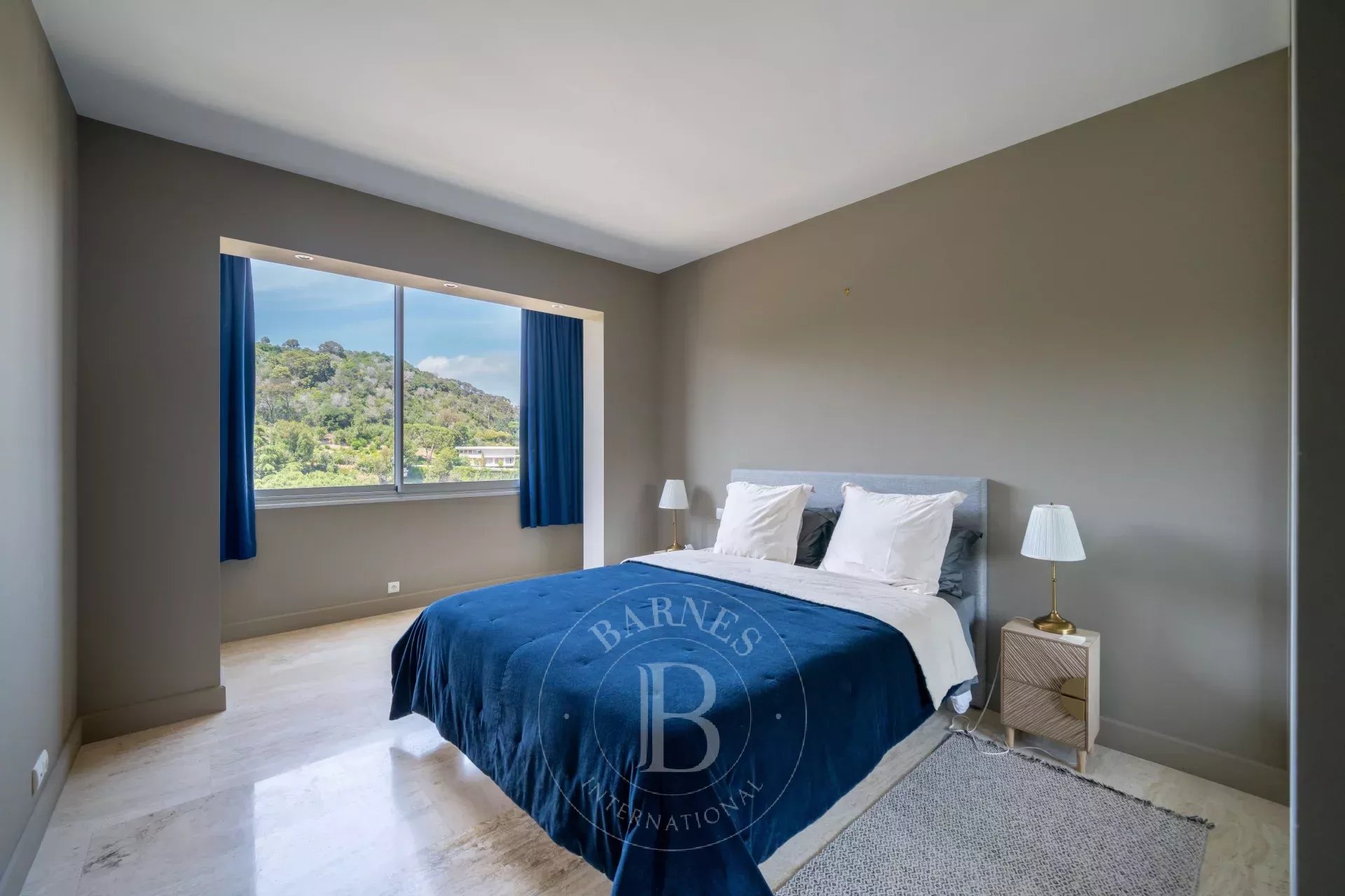 Daire Cannes - picture 14