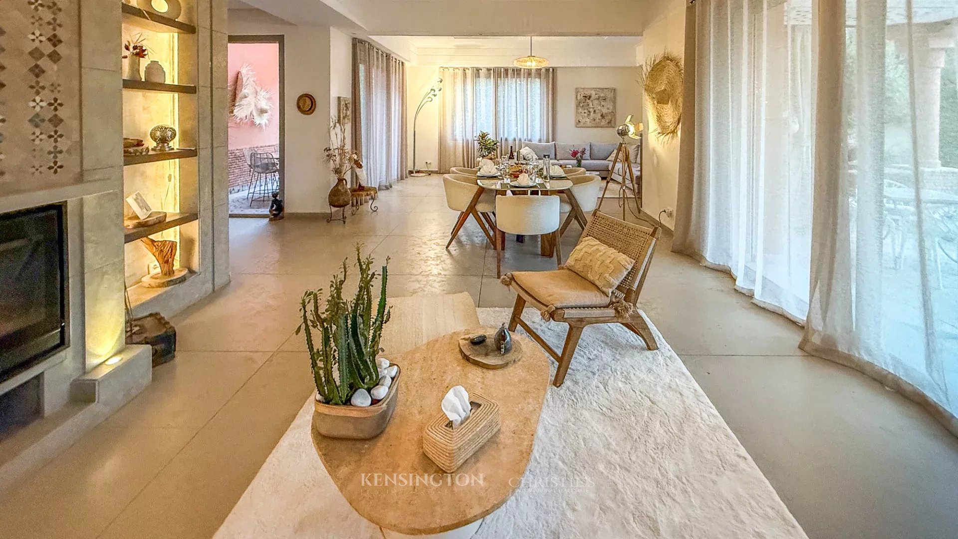4 Bedroom Villa/Townhouse's Image 5