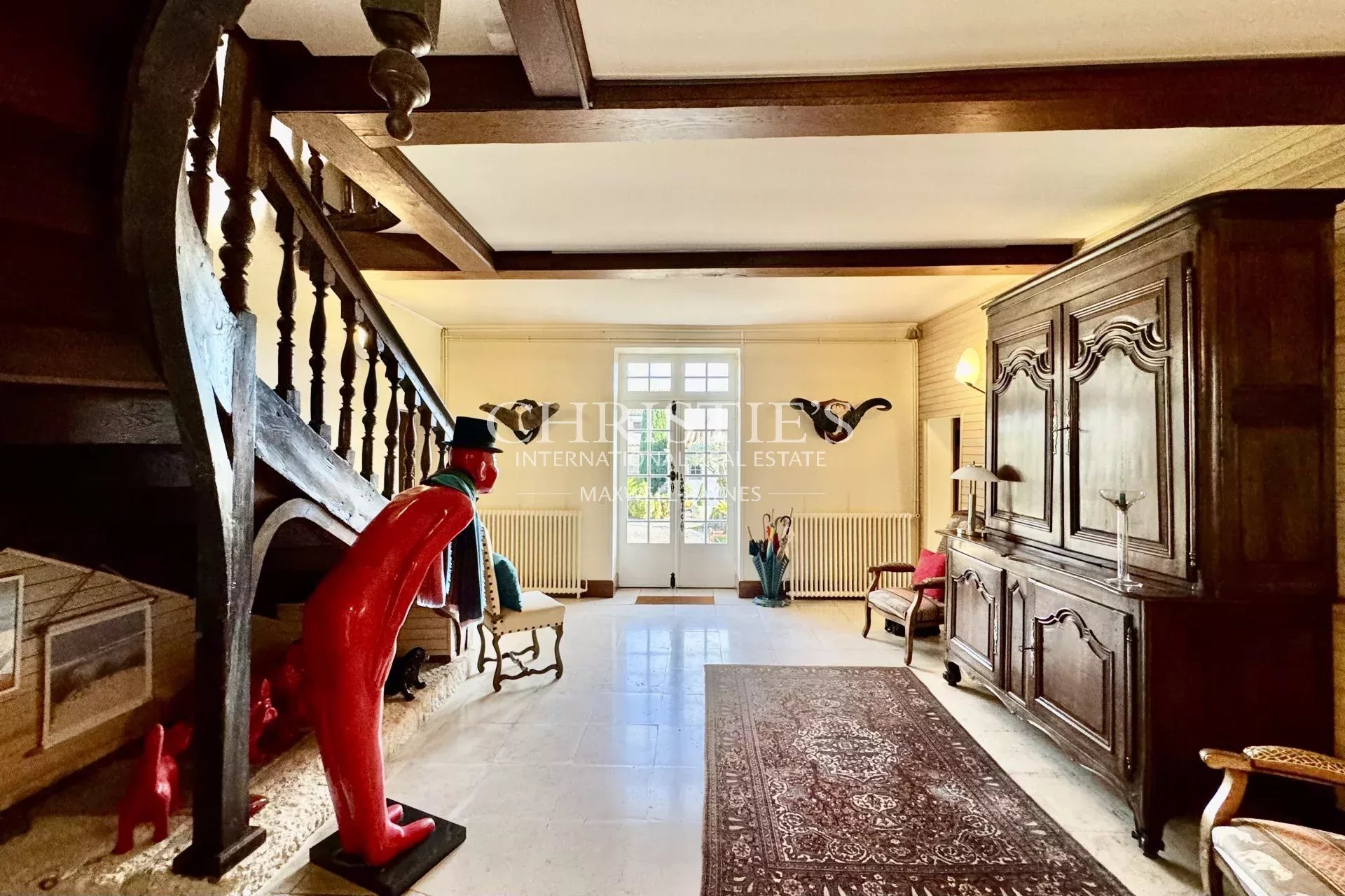 5 Bedroom Villa/Townhouse's Image 8