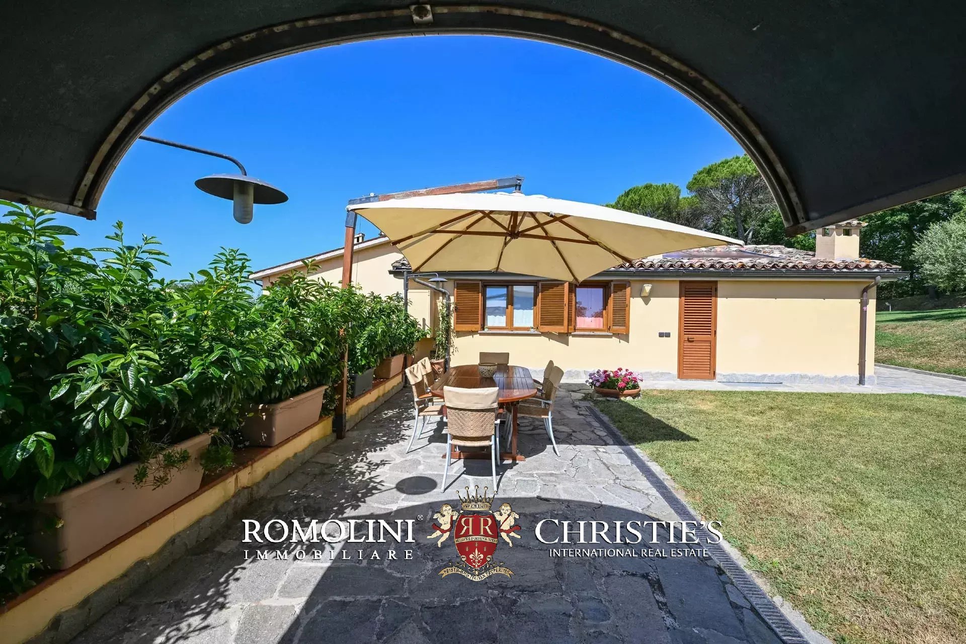 3 Bedroom Villa/Townhouse's Image 30