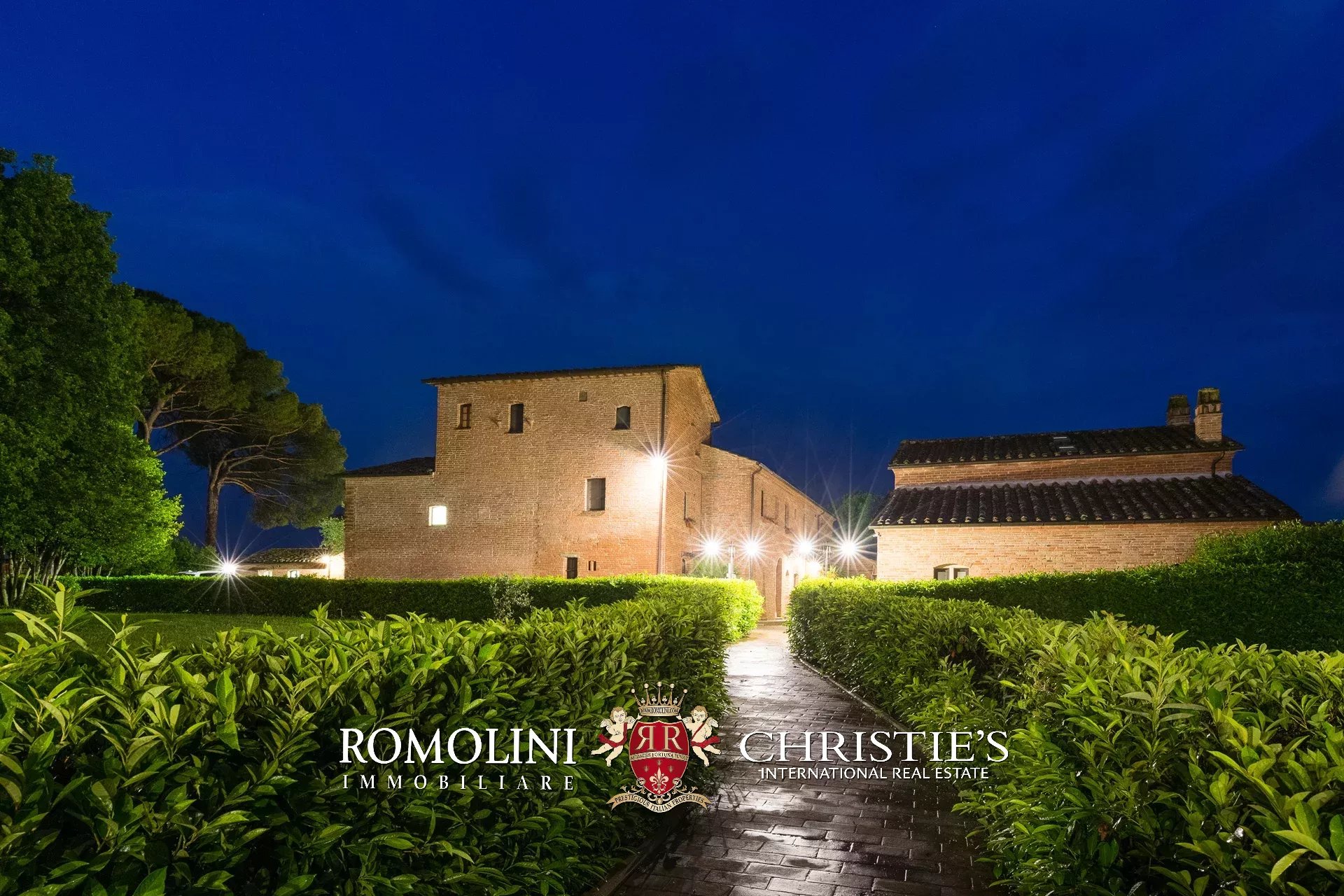 16 Bedroom Villa/Townhouse's Image 31
