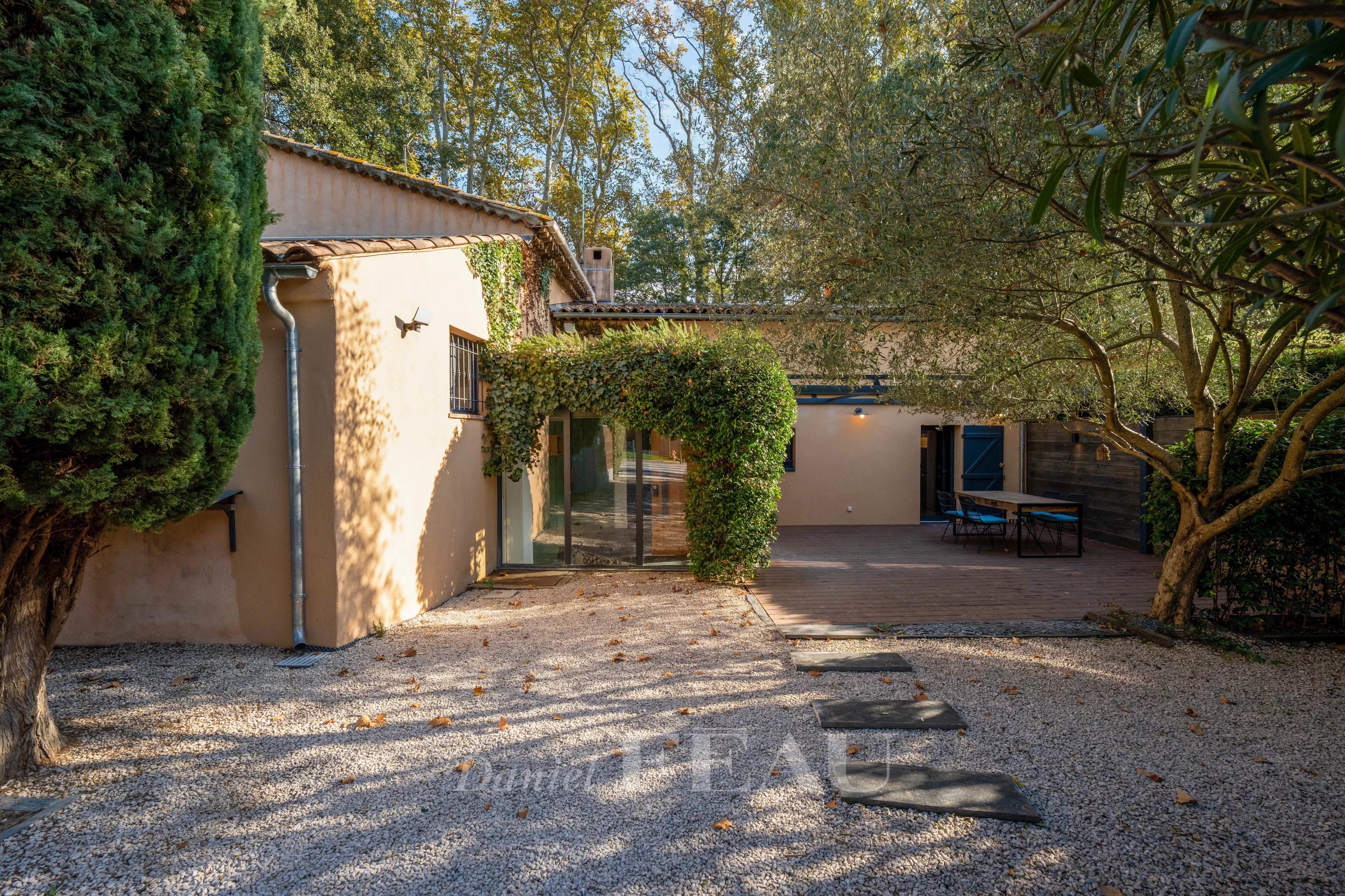 Aix en Provence – A delightful 4-bed property