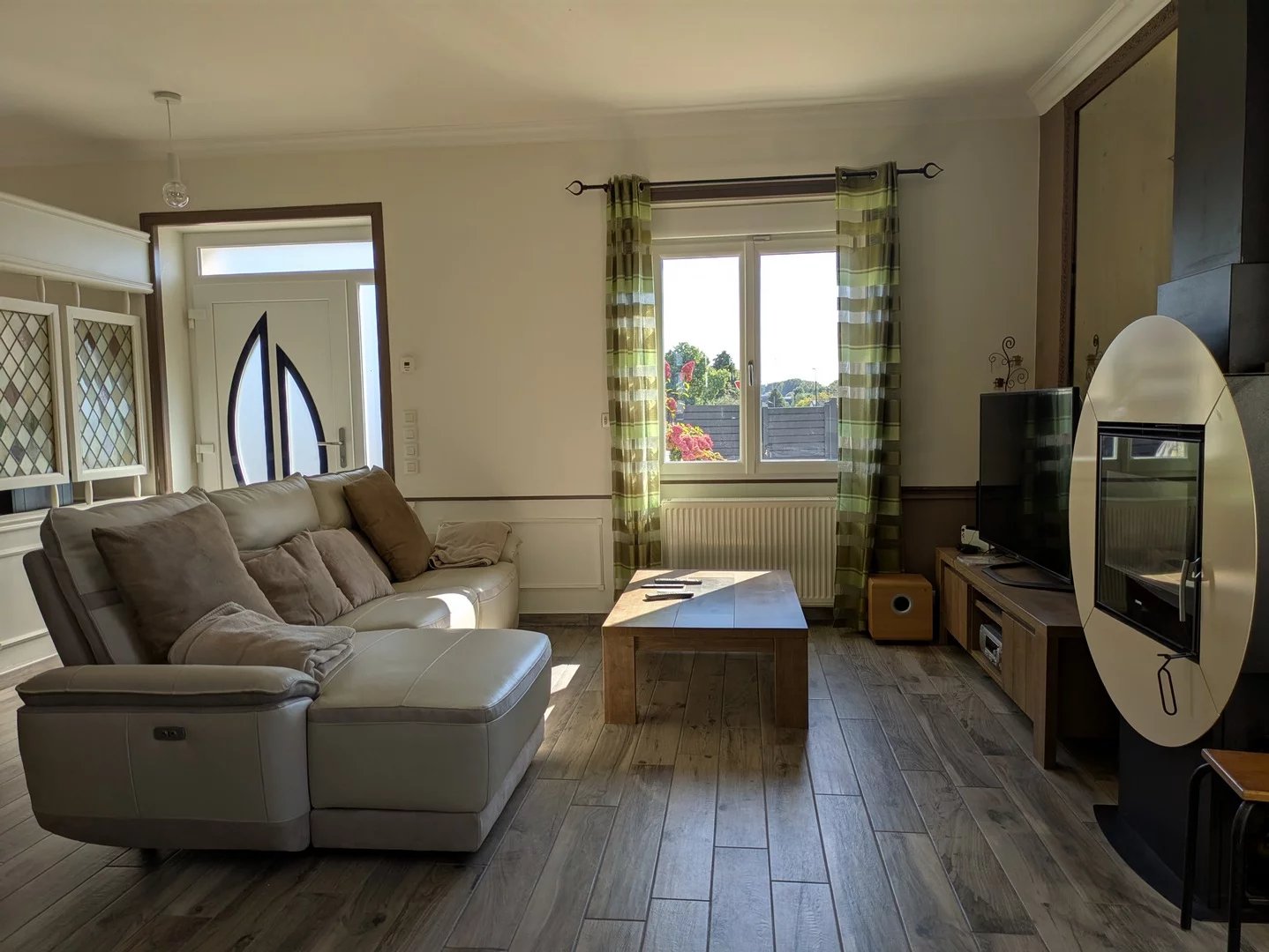 Maison de caractère en centre-ville + Studio