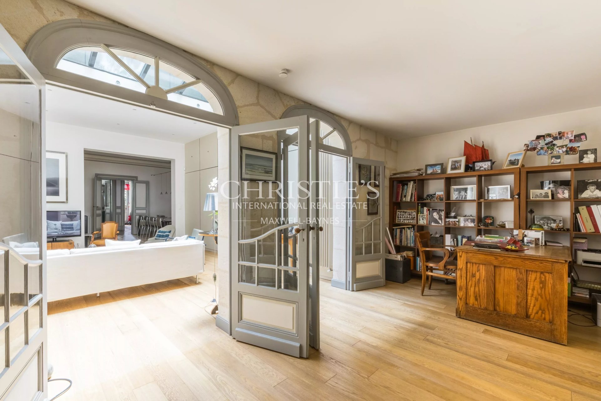 5 Bedroom Villa/Townhouse's Image 6