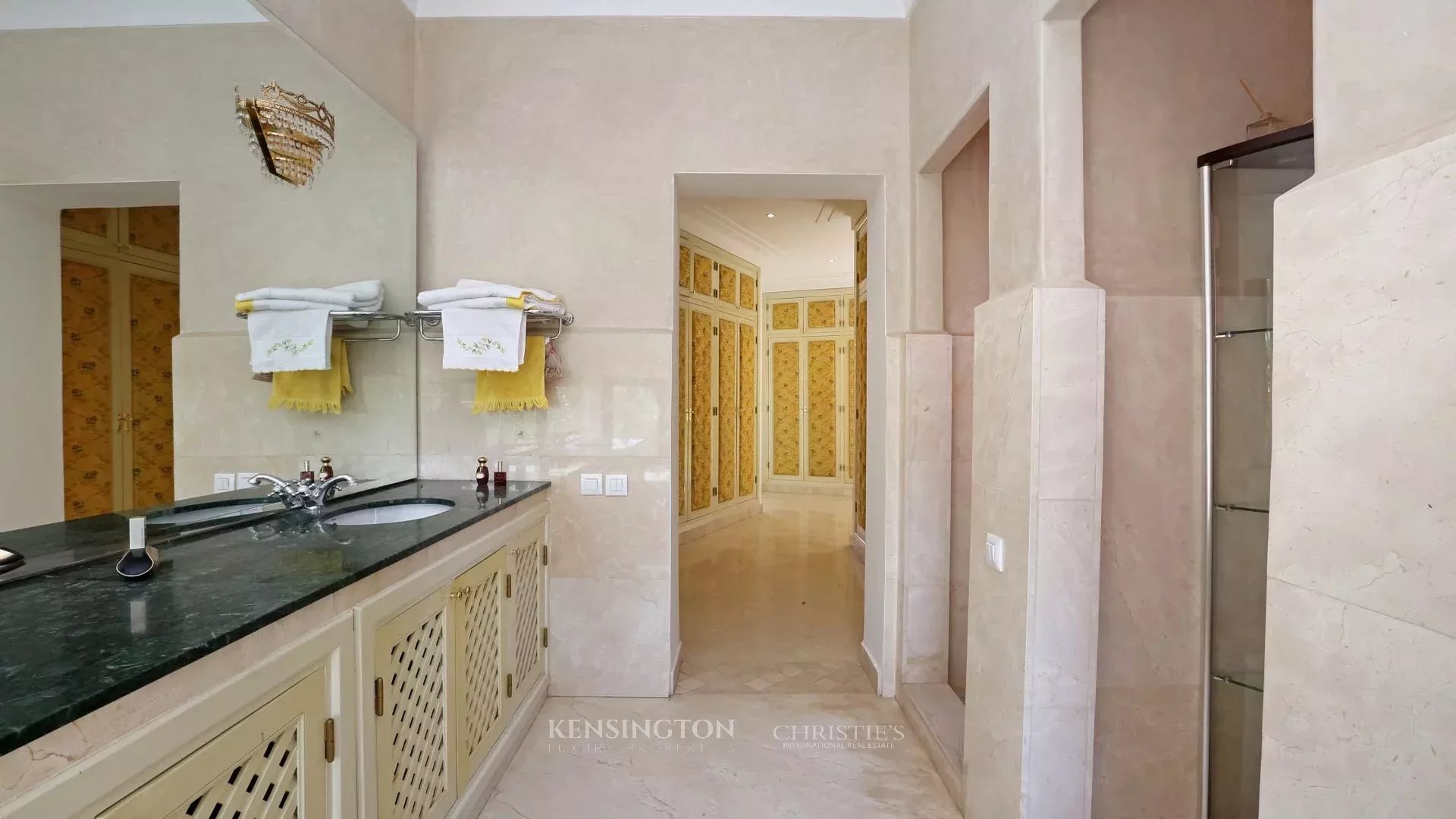 4 Bedroom Villa/Townhouse's Image 26
