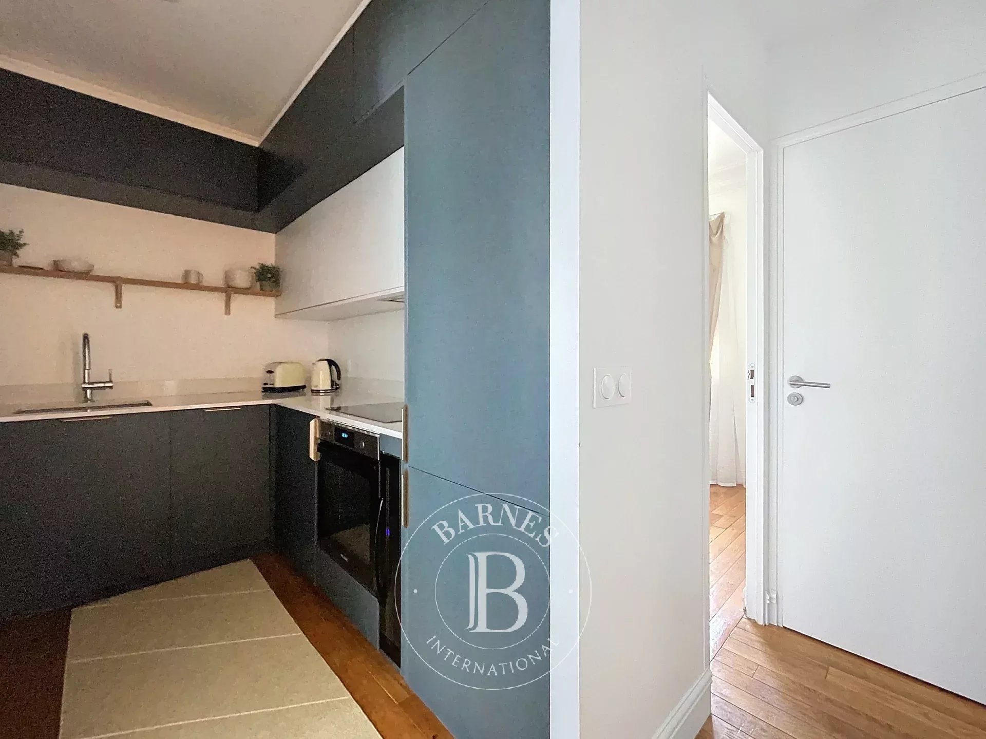 Daire Paris 8ème - picture 6