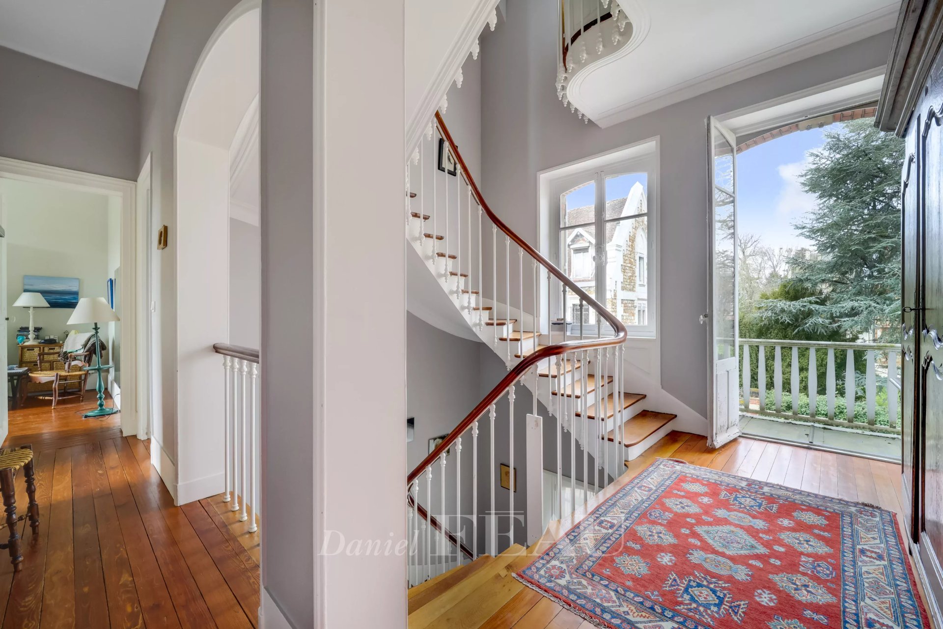 8 Bedroom Villa/Townhouse's Image 6