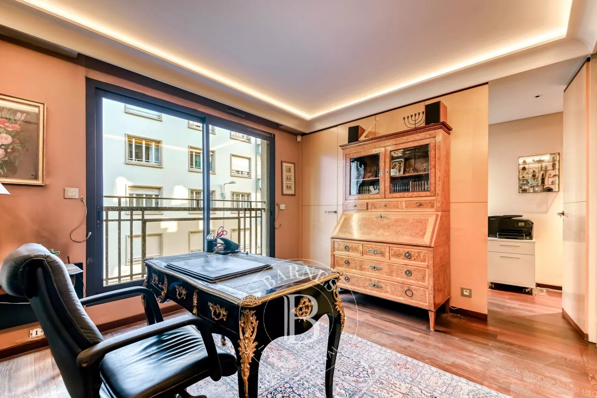 Appartement Lyon 6ème - picture 2