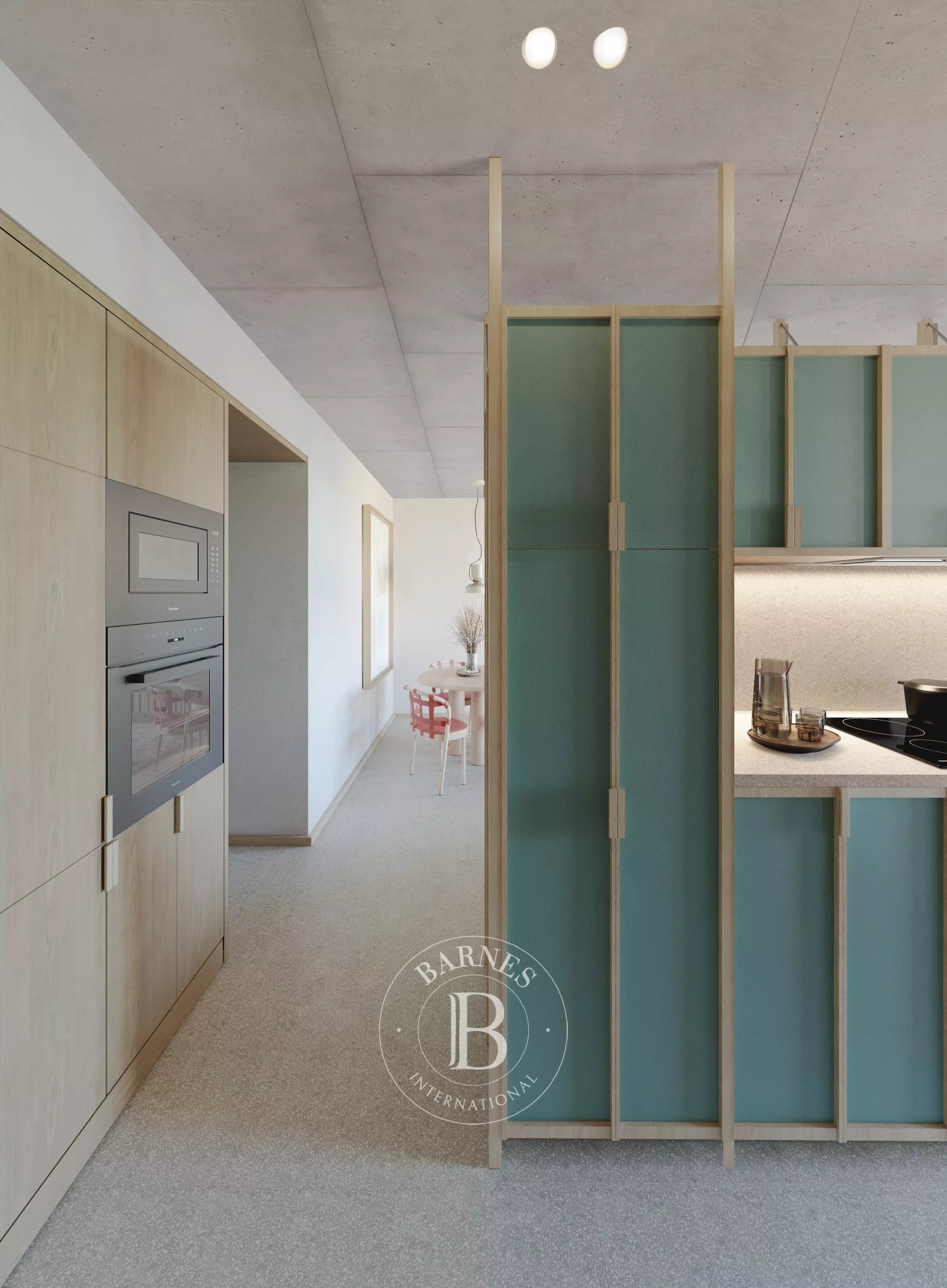 Living in a dynamic neighborhood near the Tagus River