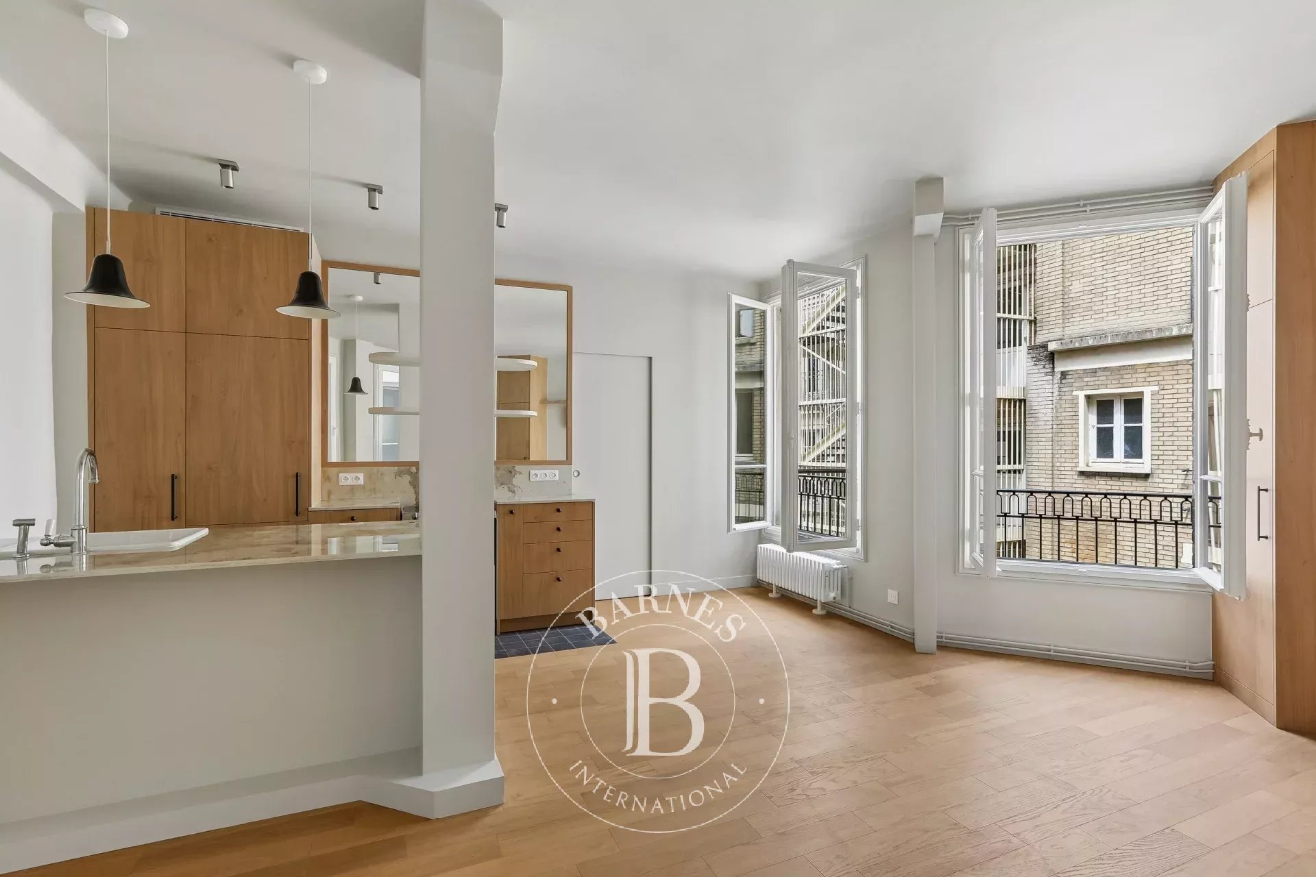 Apartment Paris 75006  -  ref 87113285 (picture 1)