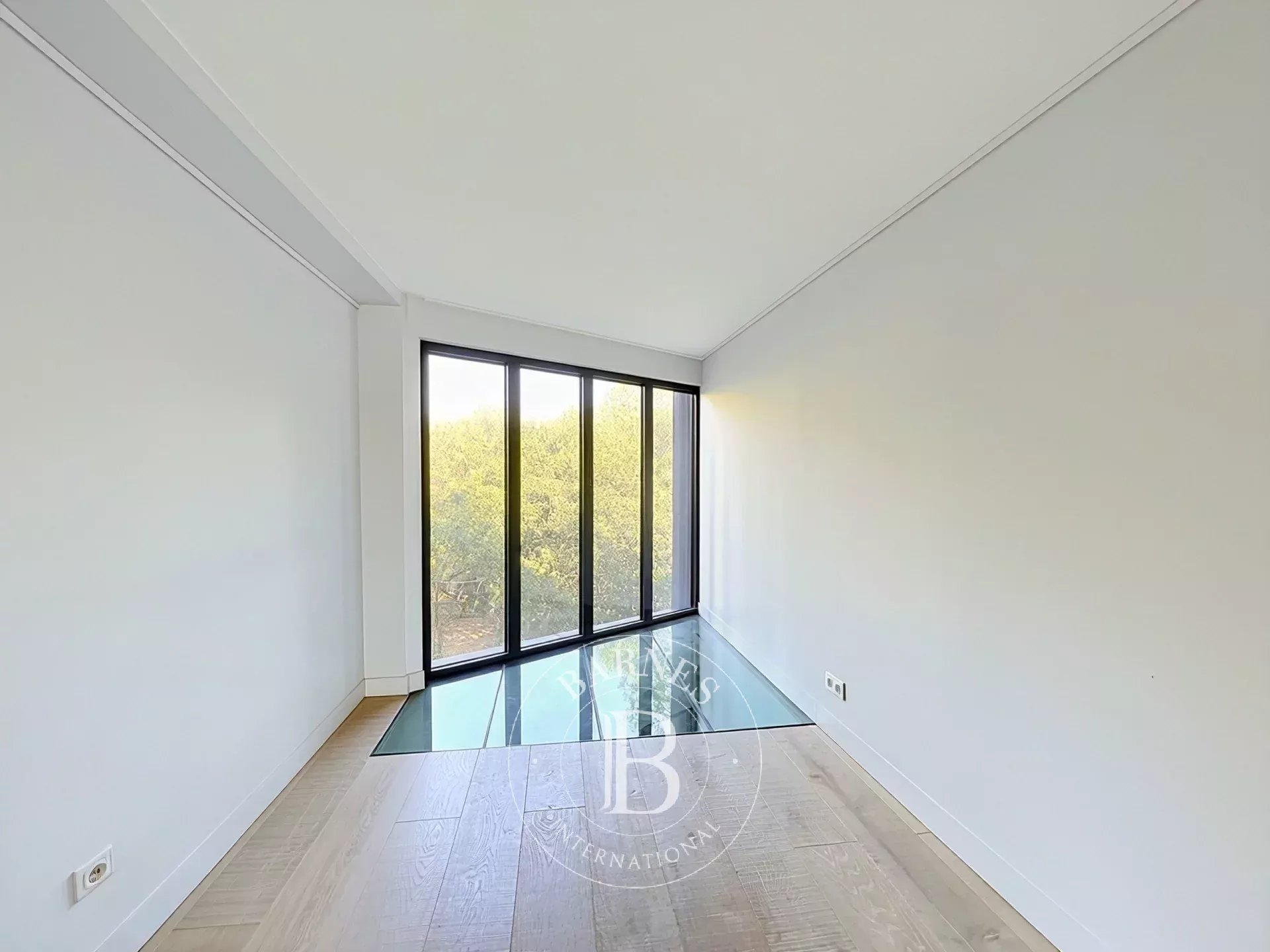 Issy-les-Moulineaux  - Maison 6 Pi&egrave;ces 4 Chambres - picture 12